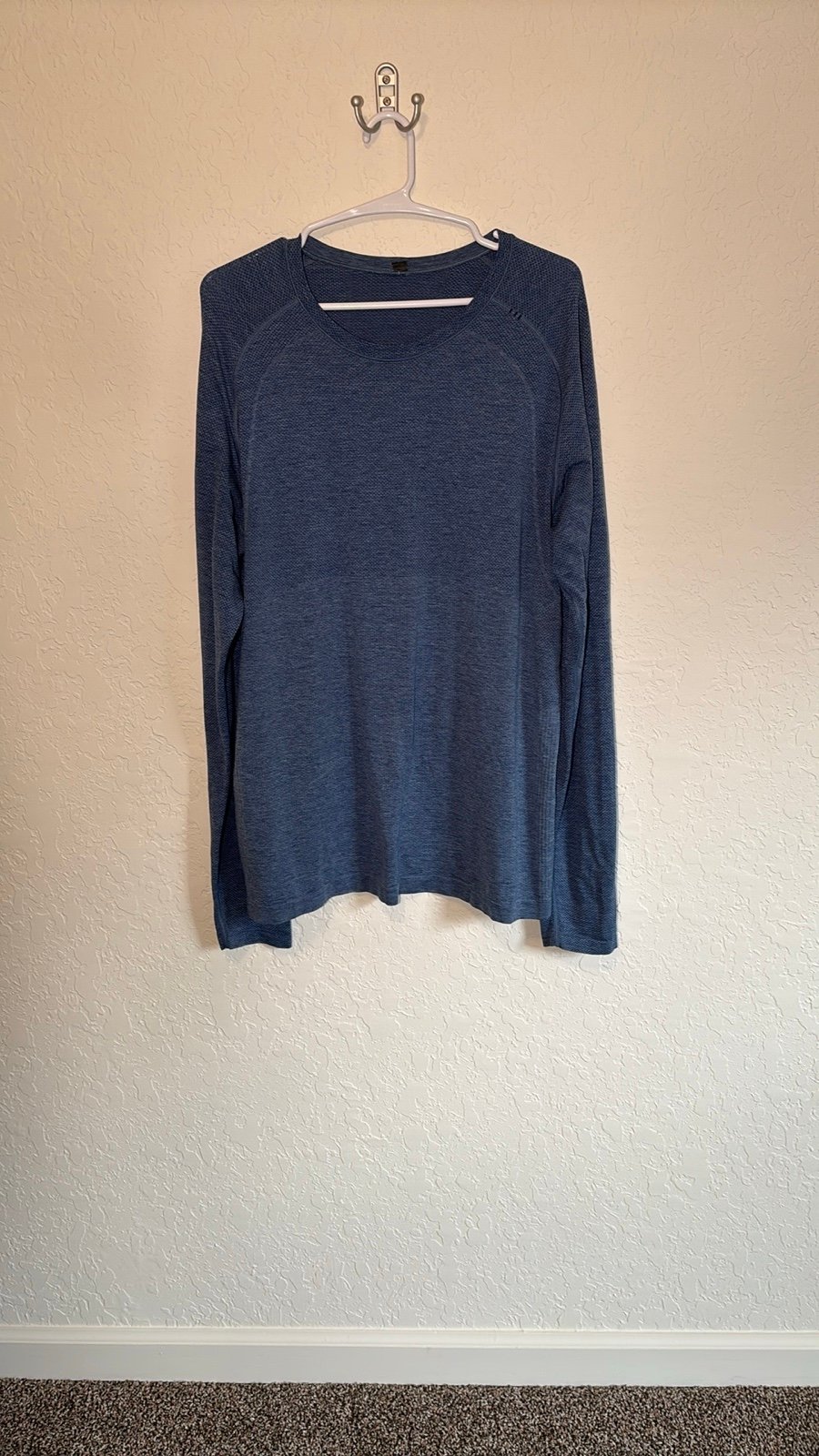 Lululemon Metal Vent Tech Long Sleeve Shirt