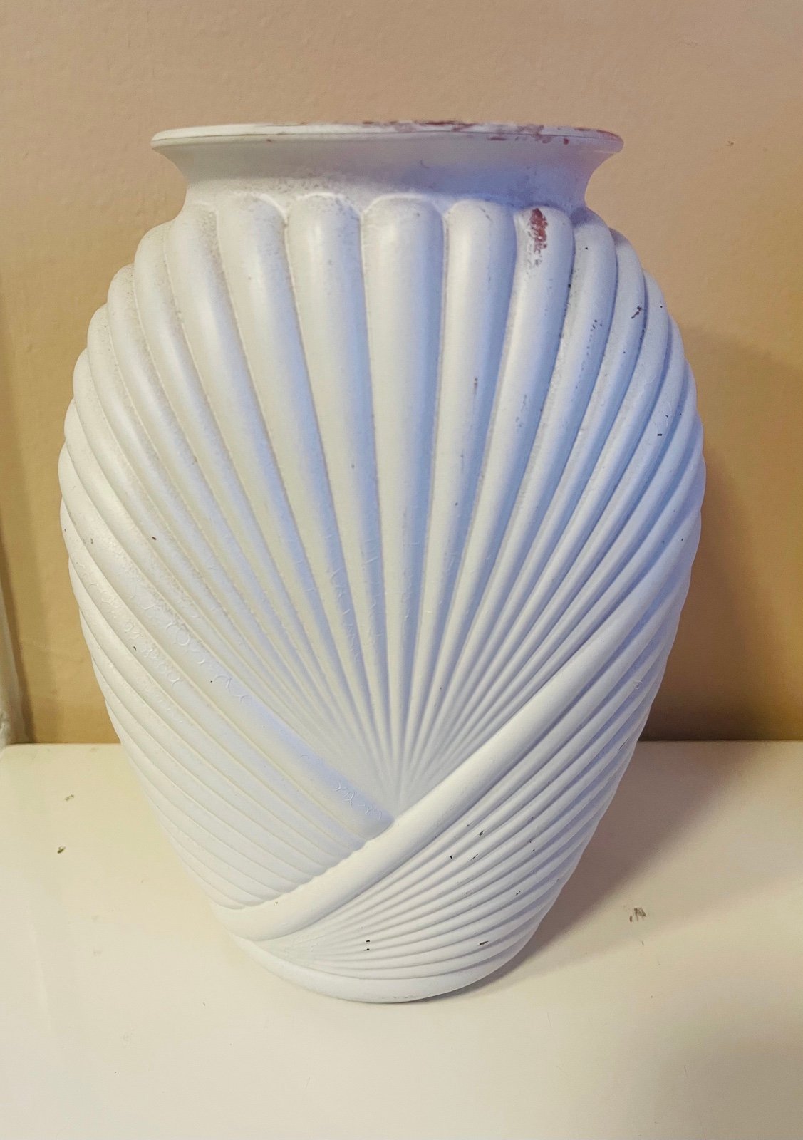 Vintage 80s Dusty Mauve Ribbed Draped Fan Glass Vase Anchor Hocking MCM Art Deco