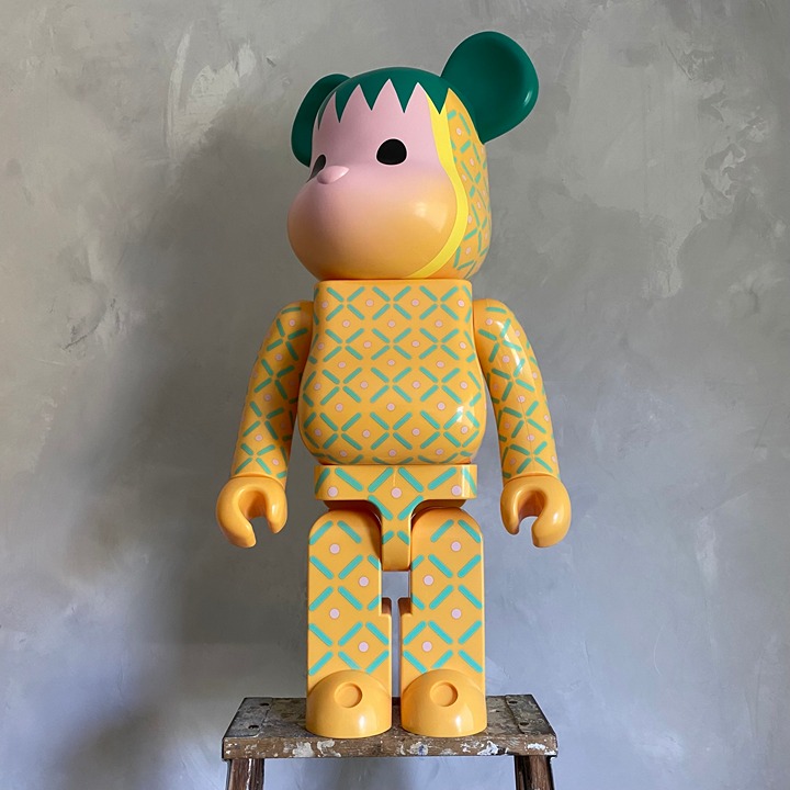 [SHIPS FOR FREE] Bearbrick x CLOT Summer Fruits Pink Pineapple 1000% [NO BOX]