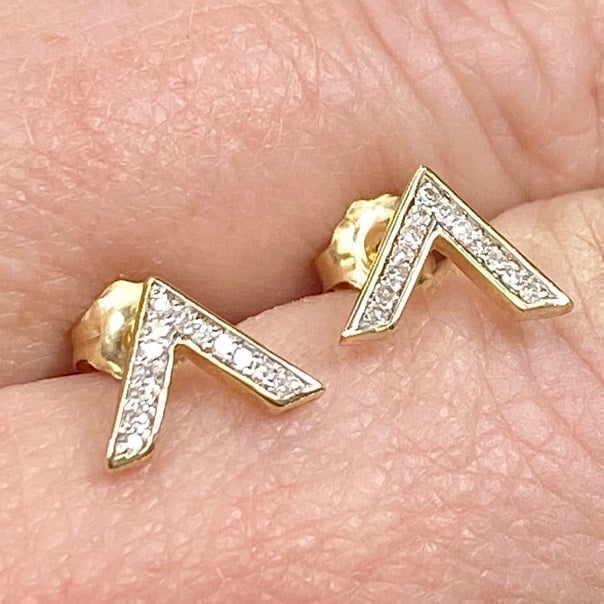 Solid 10k Yellow Gold Genuine 0.25 Carat Diamond Chevron Stud Earrings ~ Studs