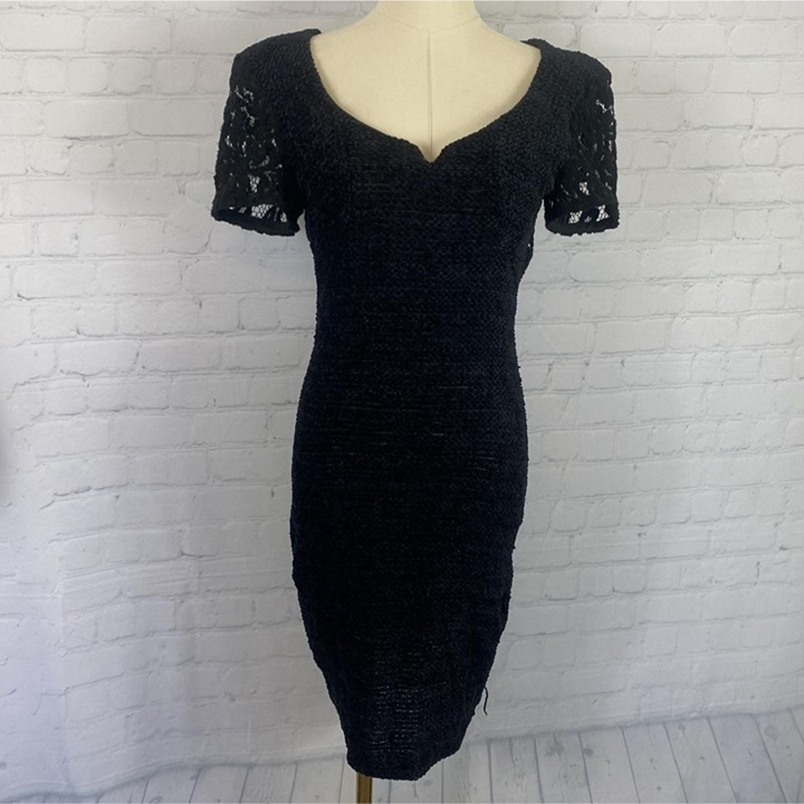 Vintage David Howard Size 12 Black Chenille Lace Bodycon Mini Dress