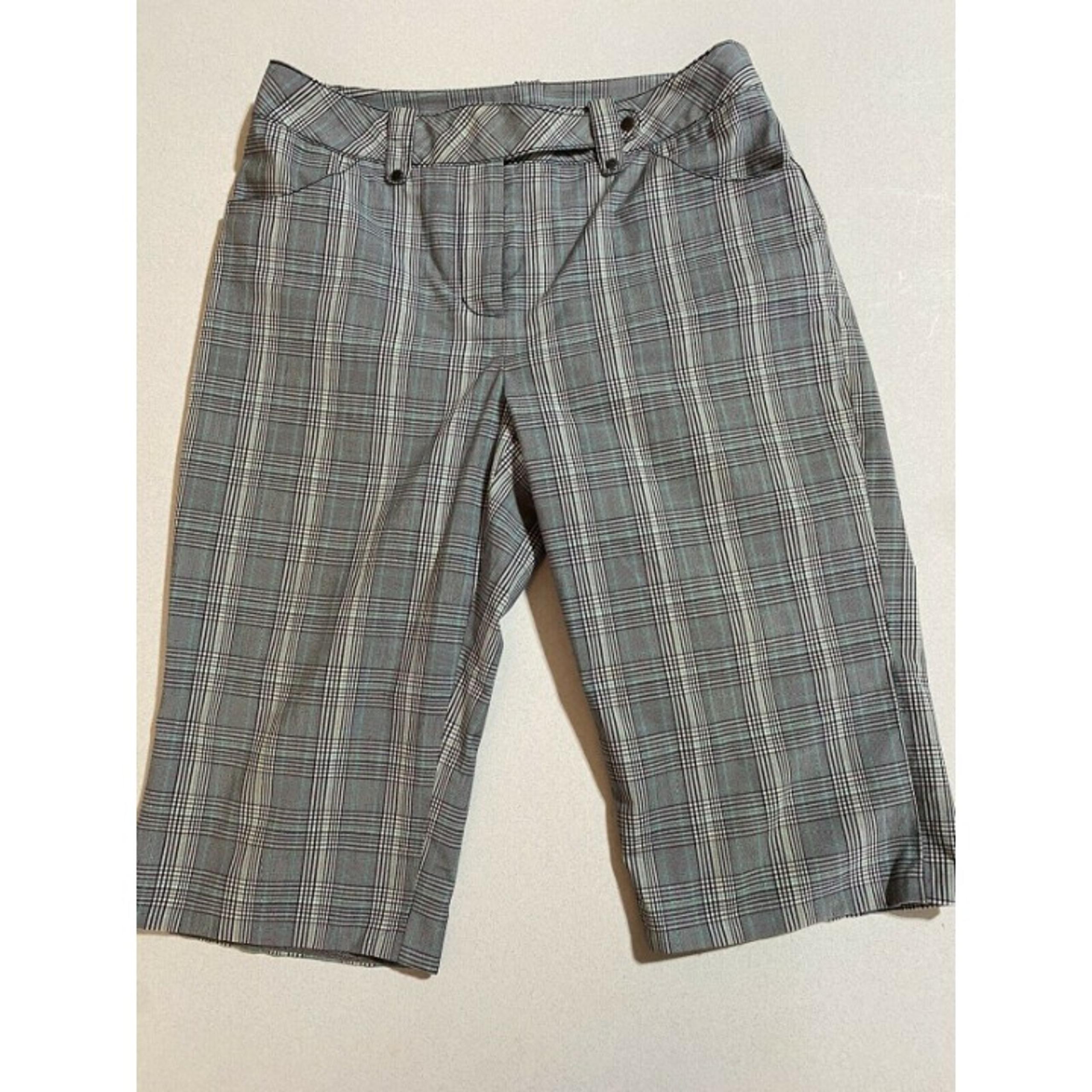 Cutter Buck Women's Golf Bermuda Shorts Size 6 Plaid