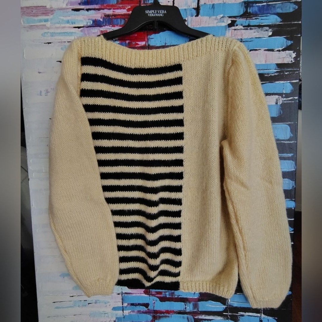 Handmade by Gita Butter Yellow and Black Sweater 43