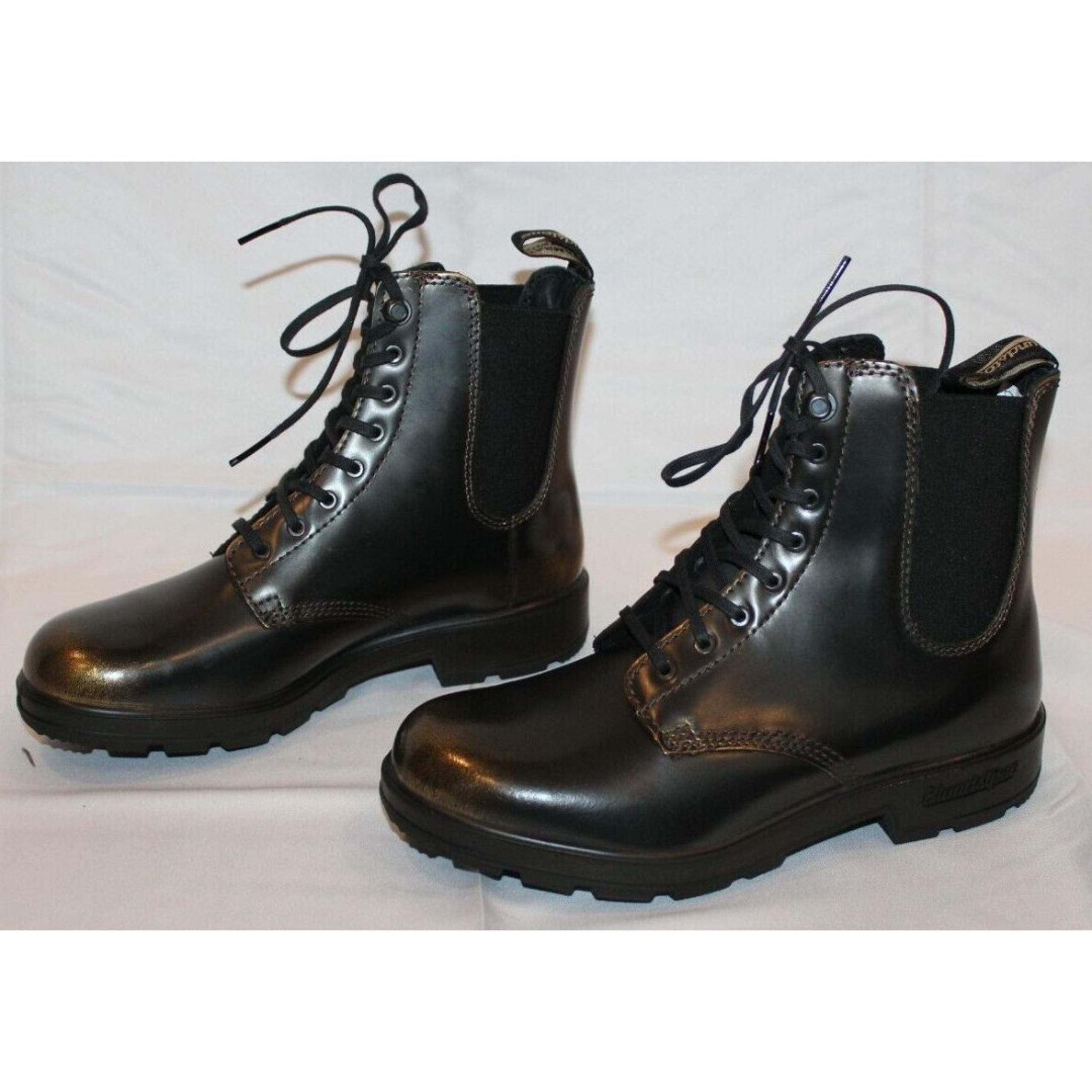 Blundstone Women'sLace Up Gore Boots 2218 in Black Gold Brush US 6.5