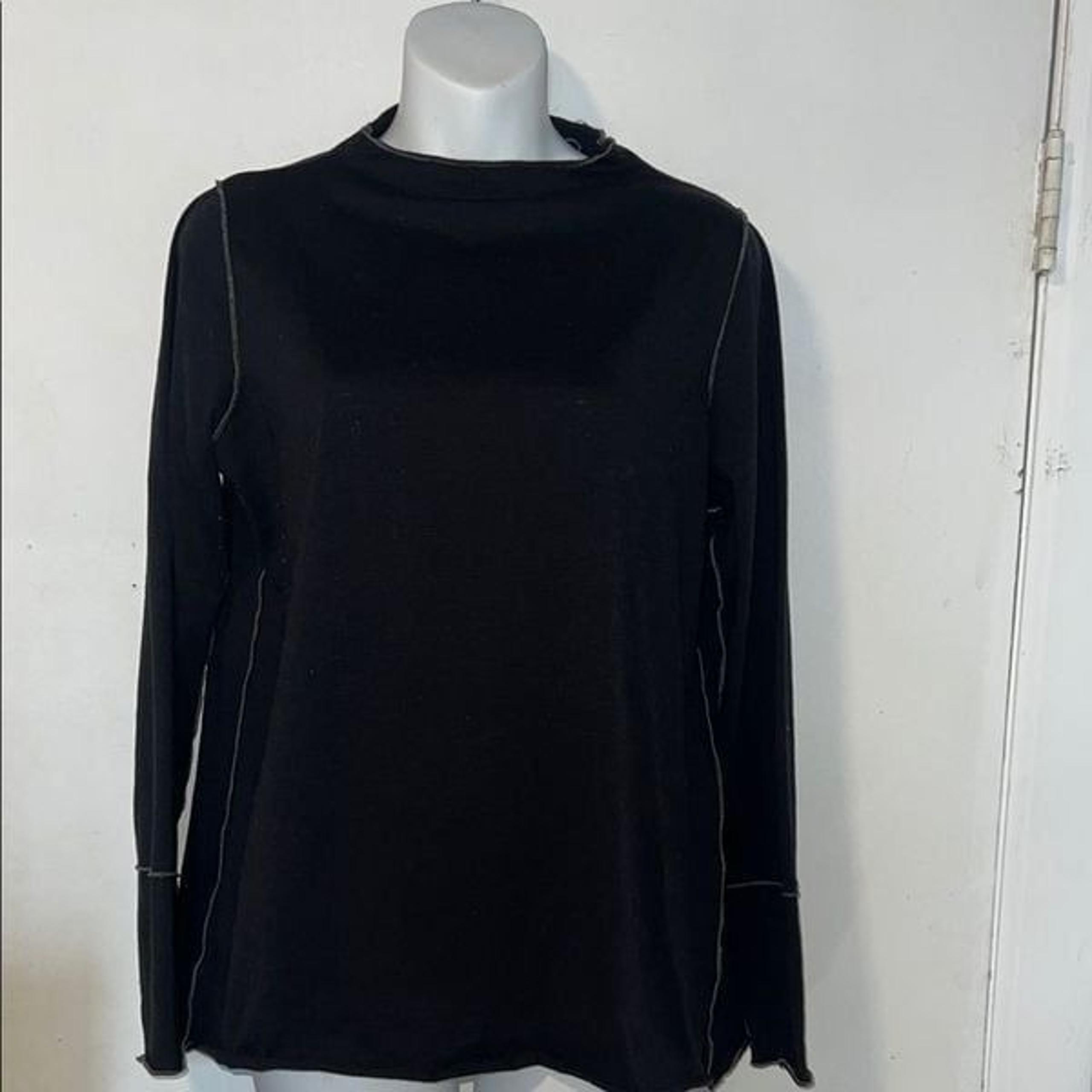 LOGO LAYERS by LORI GOLDSTEIN Black Corine Long Sleeve T Shirt-M