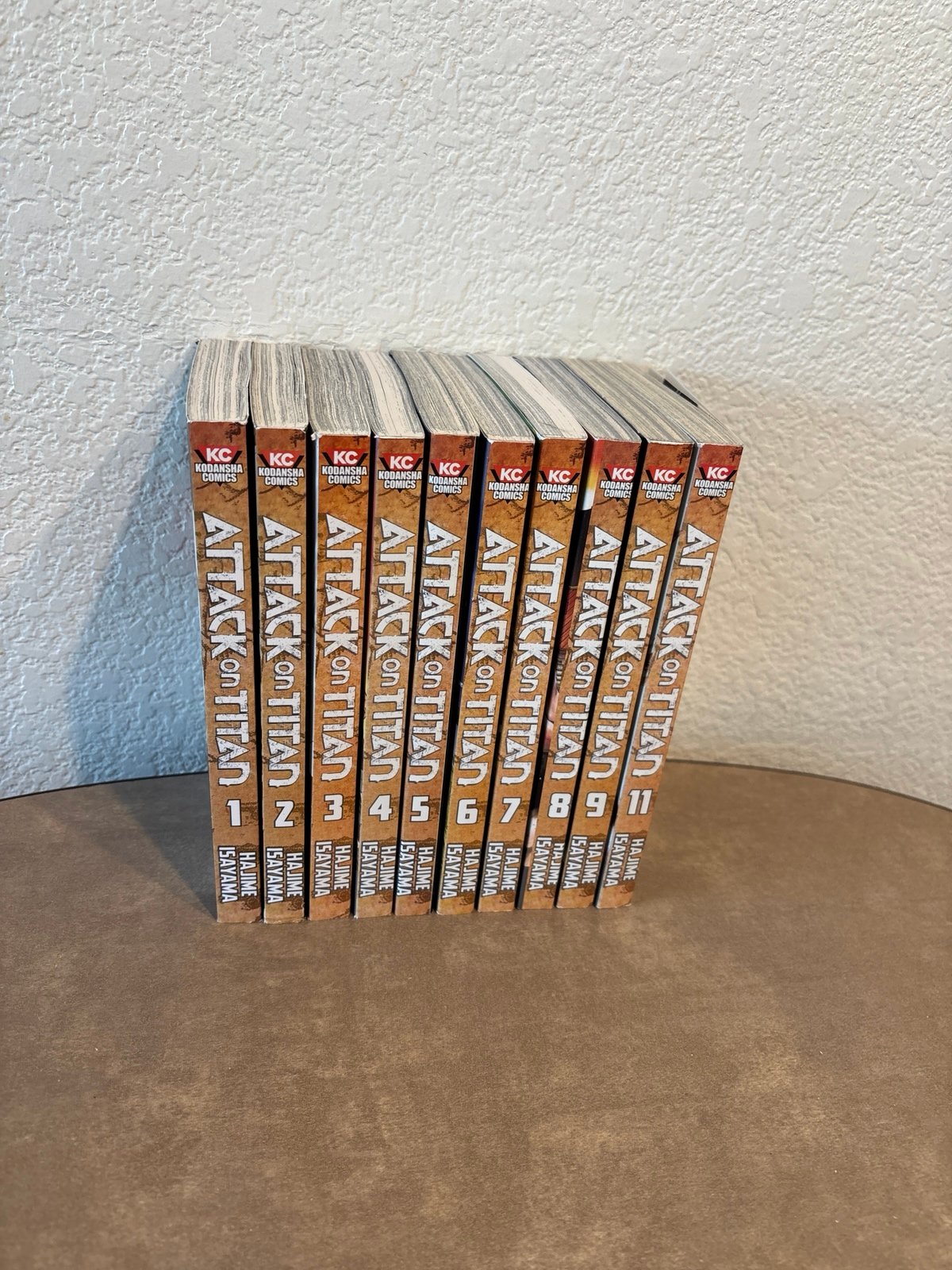 Attack on Titan Vol 1-9, 11