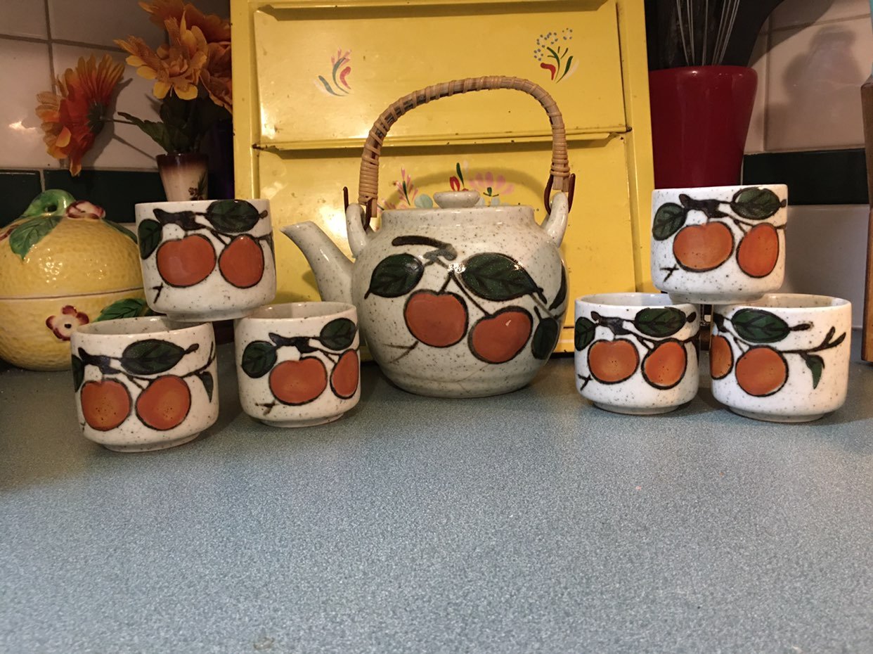 Vintage stoneware teapot and cups