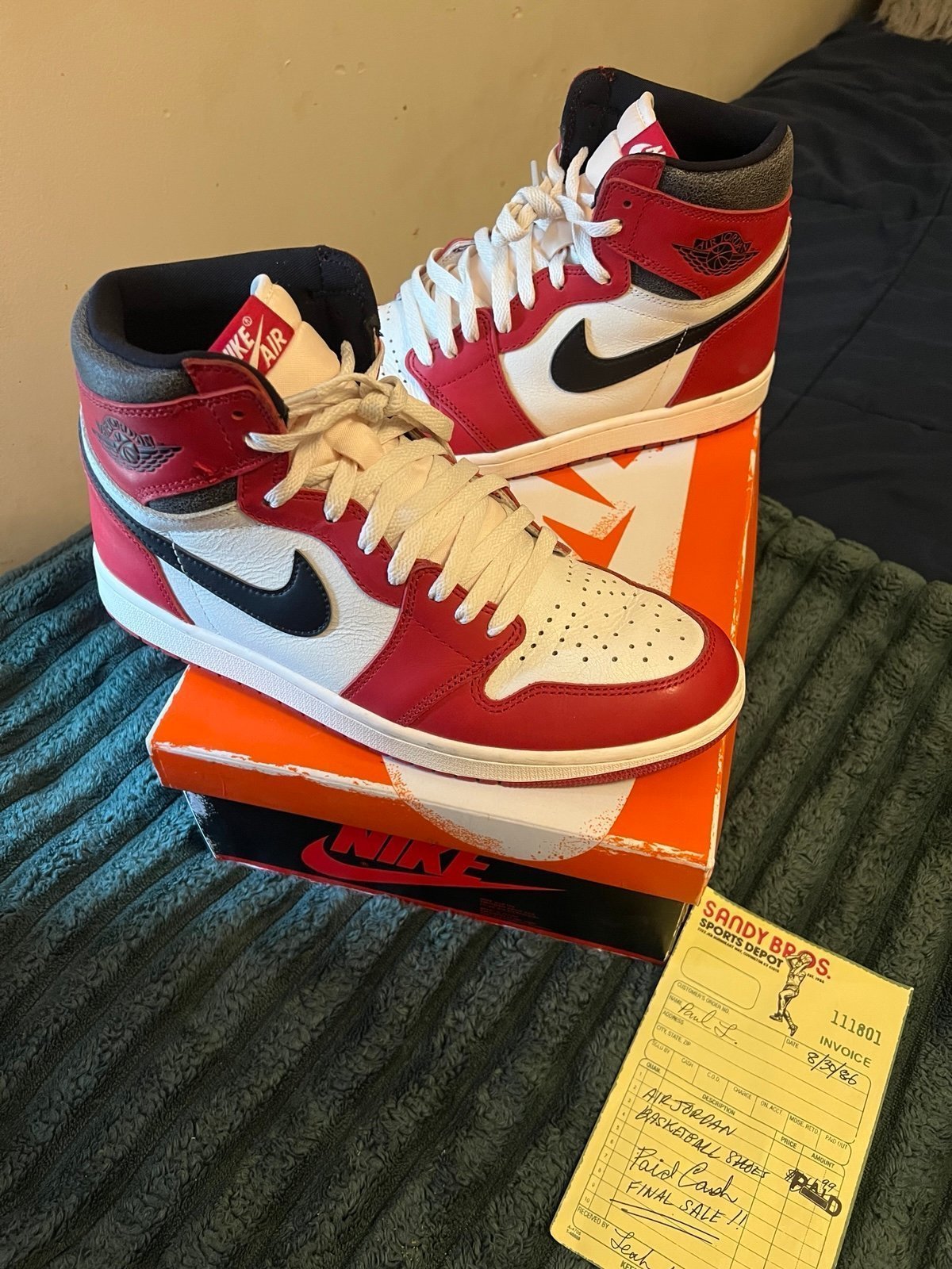 Air Jordan 1 Chicago Lost and Found