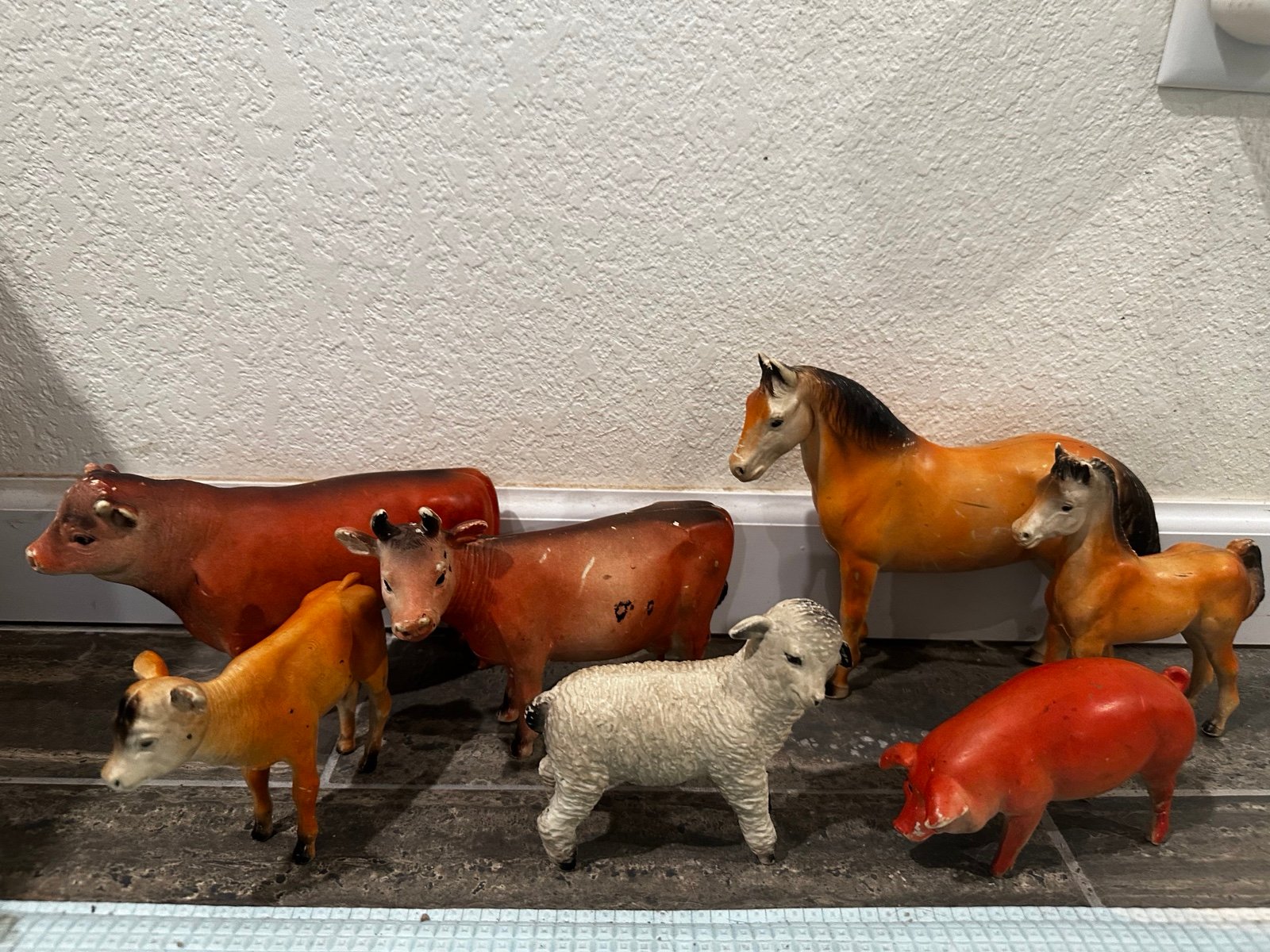 Creative playthings vintage rubber farm animals set of 7