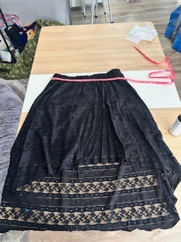 Hot Topic Black Lace Hi-Low Hem Skirt Size Large