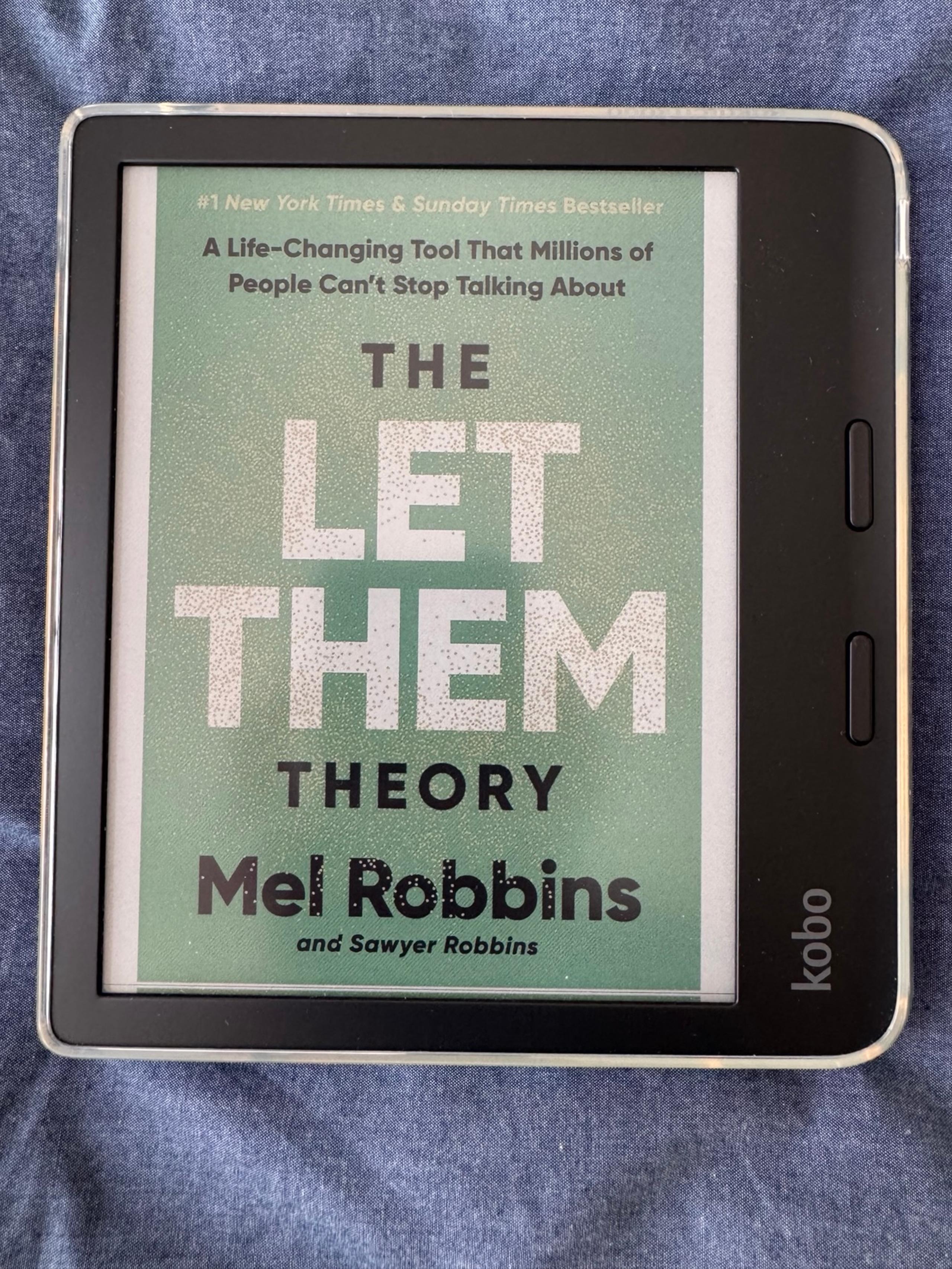 Kobo Libra Colour (Black) with Clear Case and Sleeve