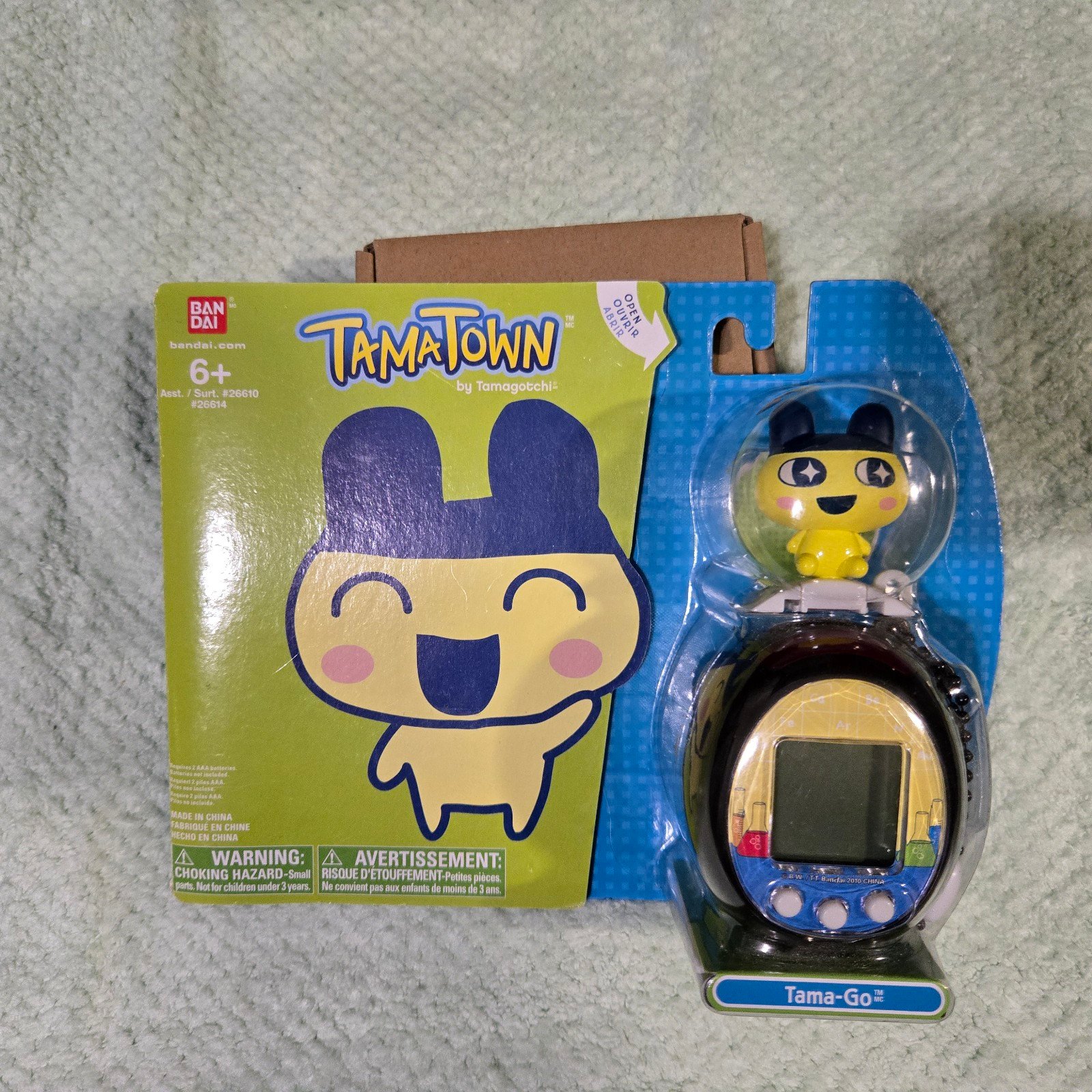 Black TamaTown TamaGo Mametchi - Tamagotchi + Wave 1 Figures