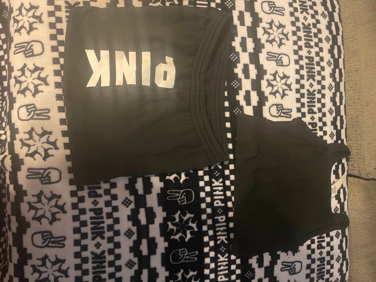 Vs pink xl ribbed tank set