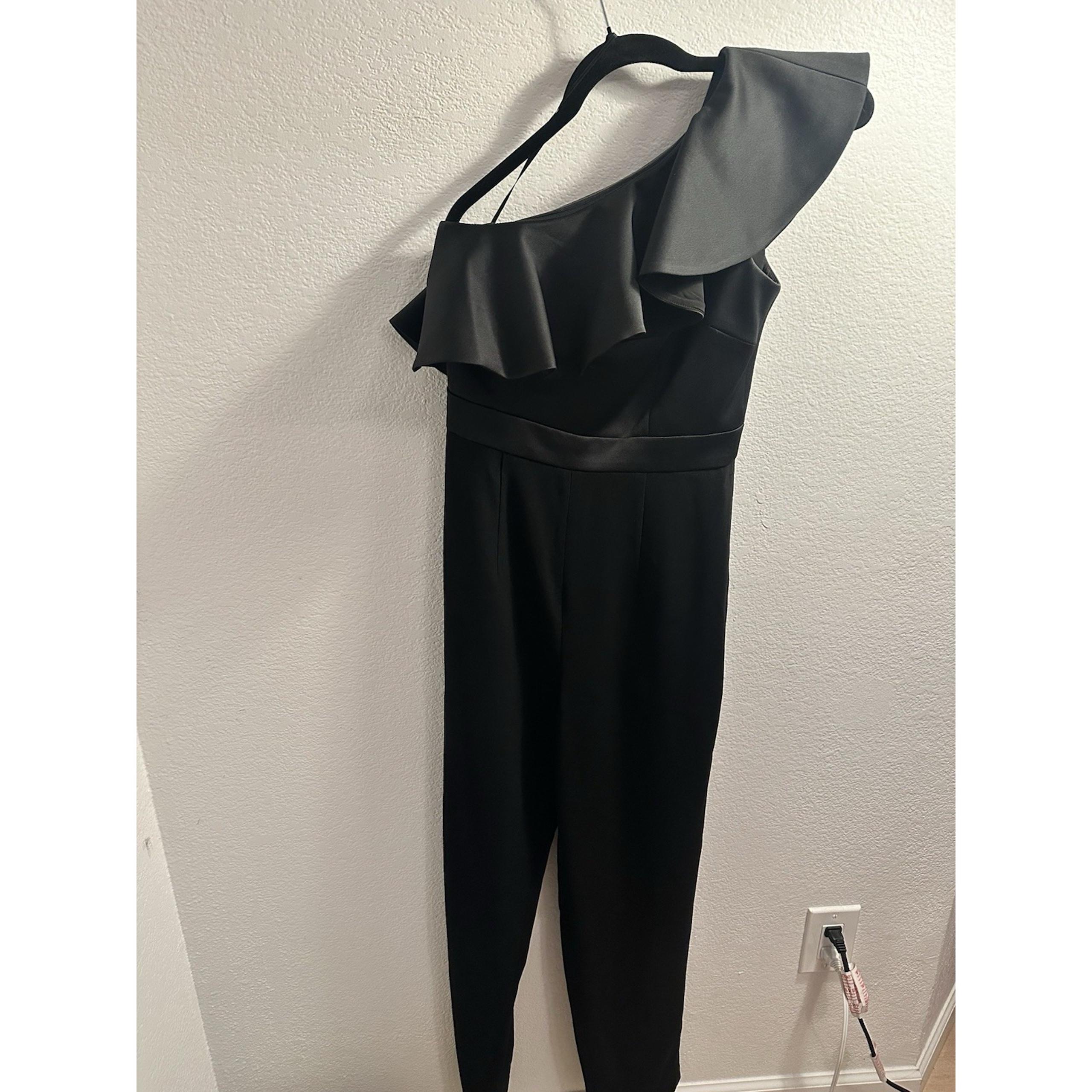 CYNTHIA ROWLEY Women's Black jumpsuit SIZE 4