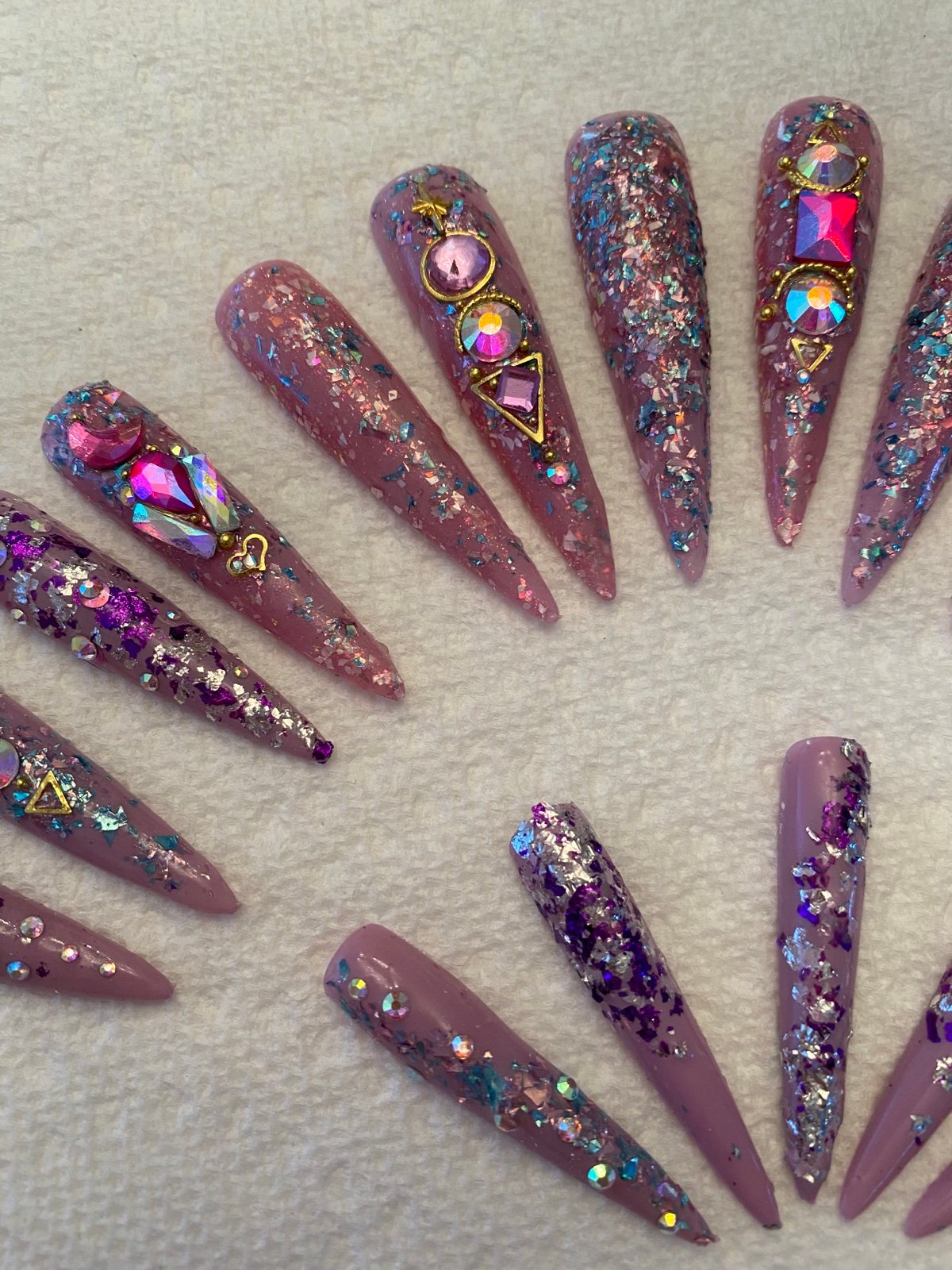 Luxury 3XL Custom Stiletto presson Nails!