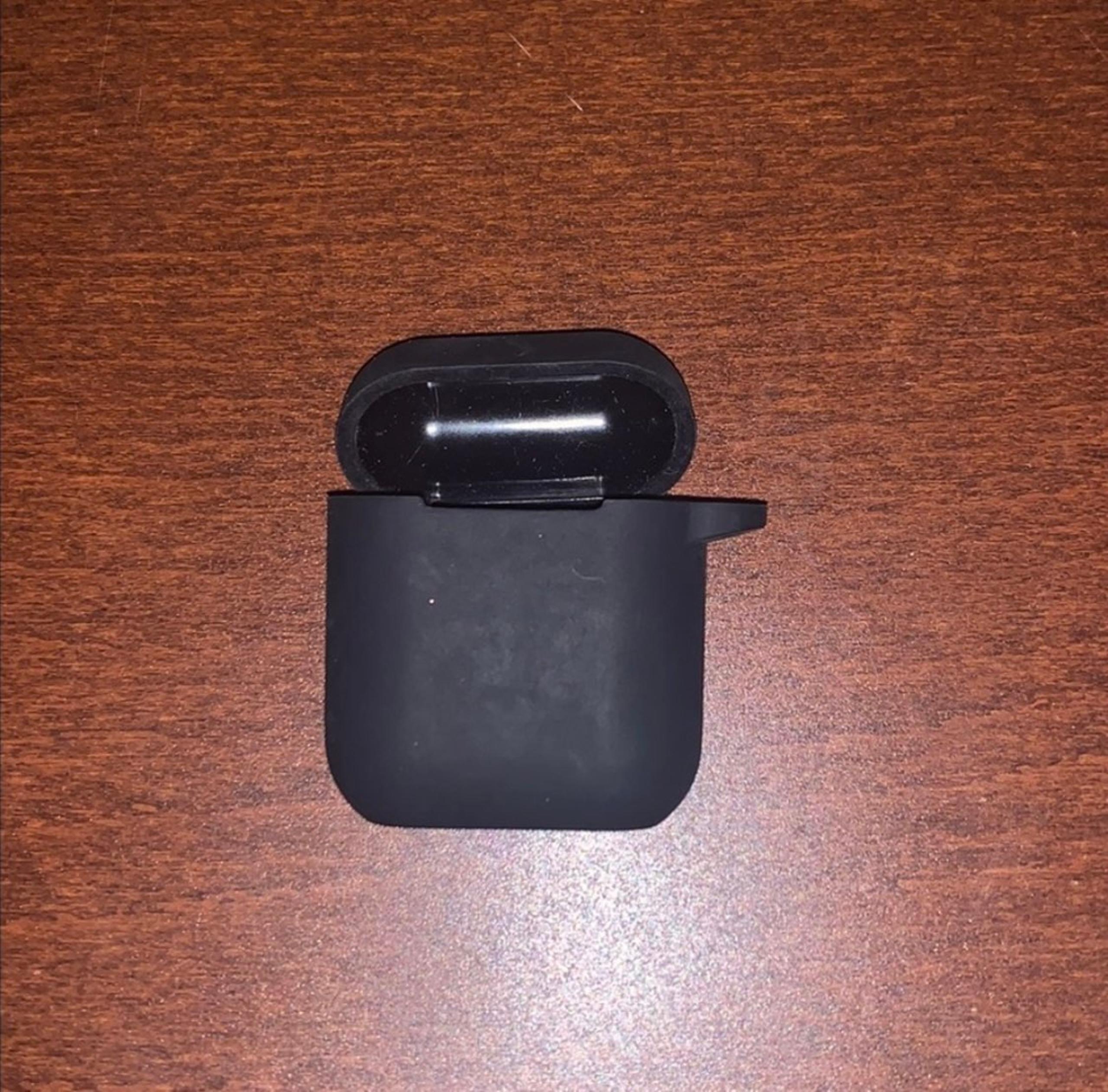 airpods case