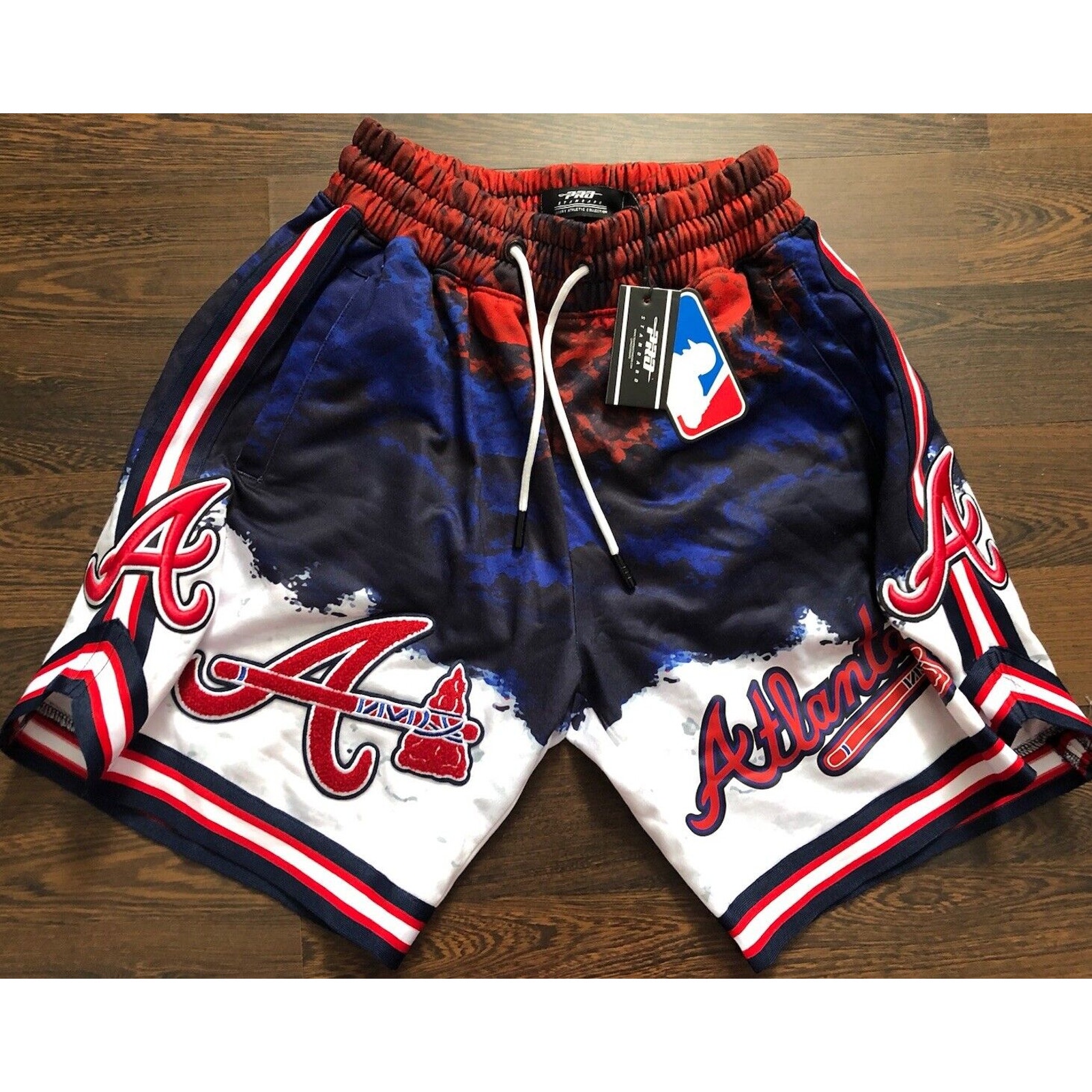 Atlanta Braves Pro Standard Red, White and Blue ShortsSz Small
