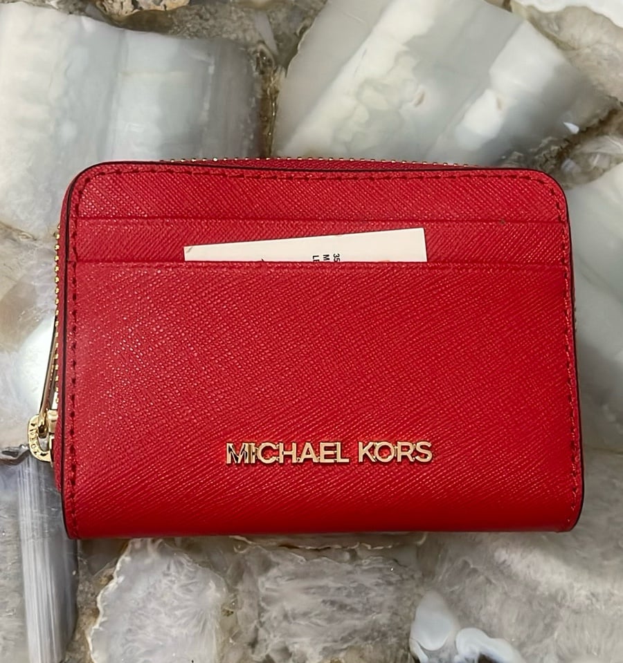 Michael Kors jet set medium zip coin wallet