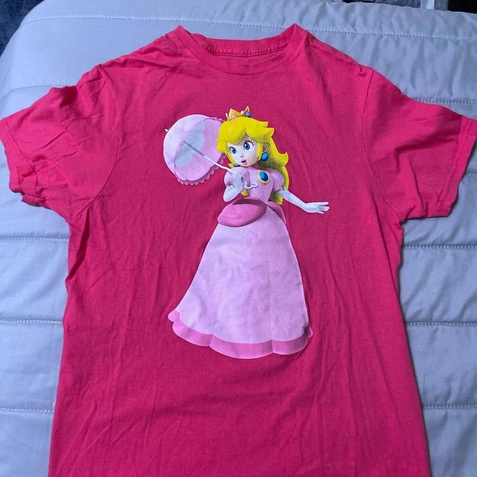 Princess peach shirt