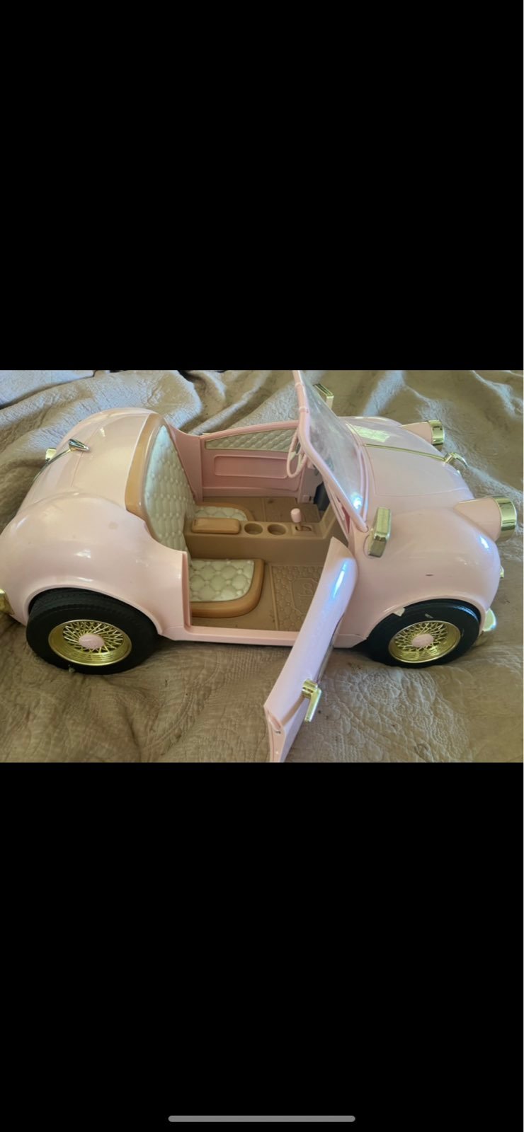 Pink toy car with working radio