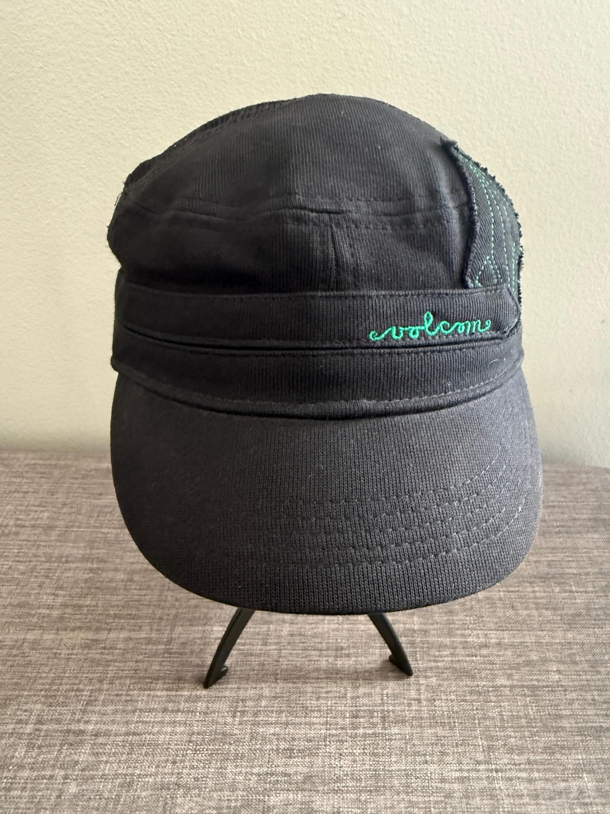 Women's Volcom Black Snapback Mesh  Logo Graphic Hat *One size*