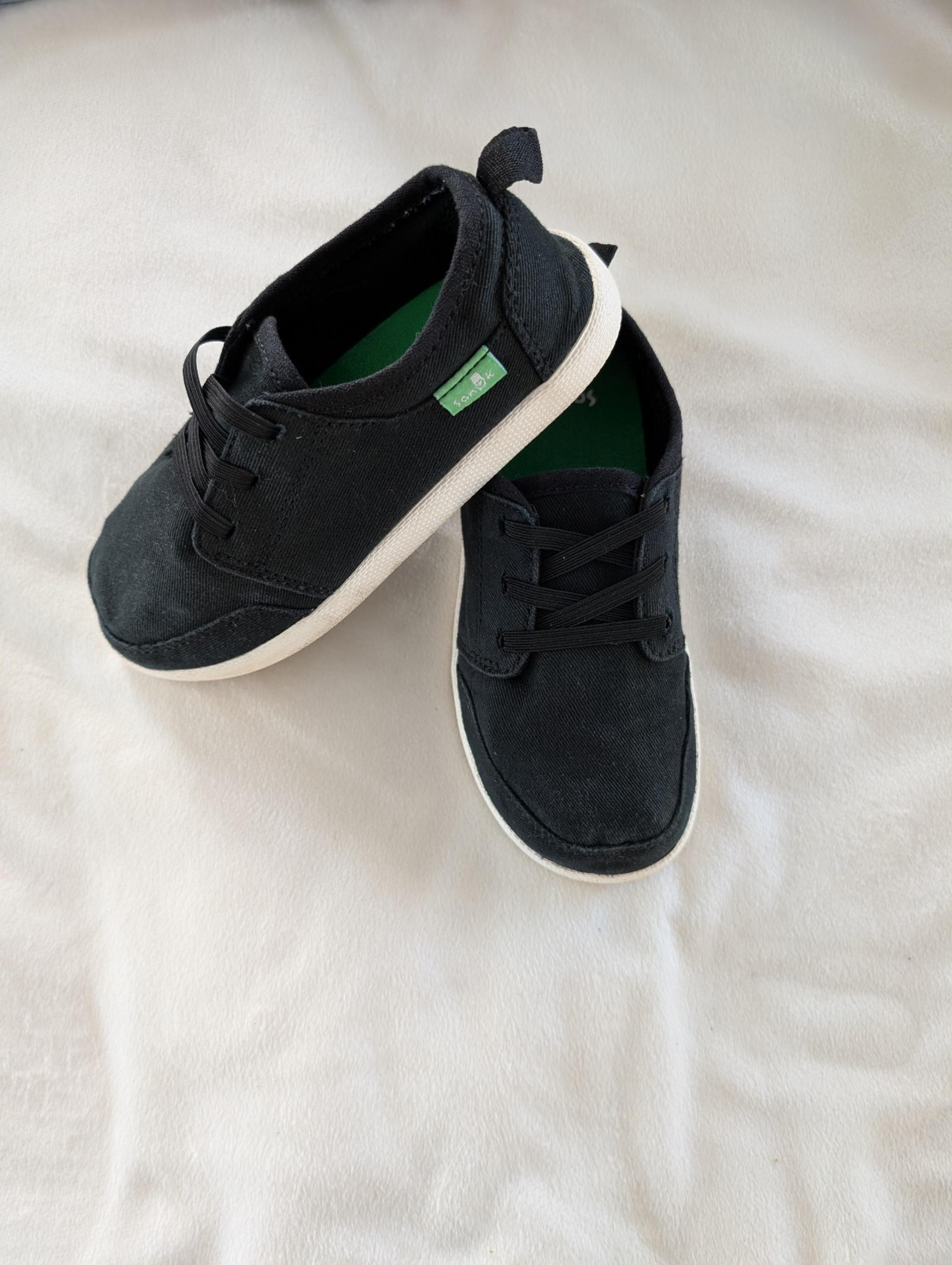 Kinds sanuk black kids 11 EUC