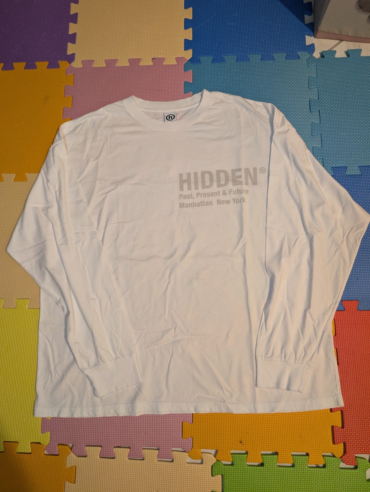 Brand New Hidden NY long sleeve white tee