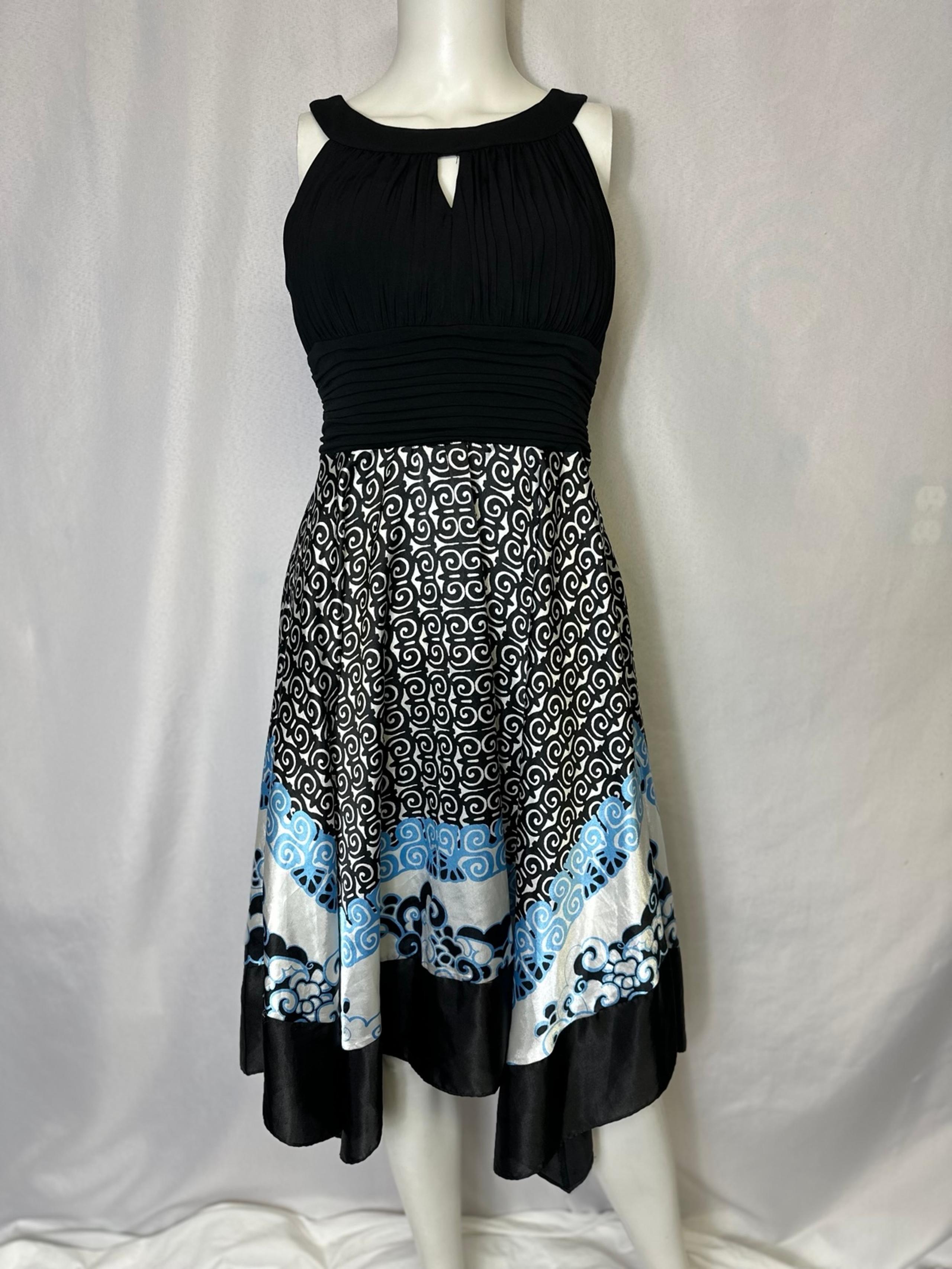 Melrose Size 10 Sleeveless Summer Travel Party Handkerchief Dress