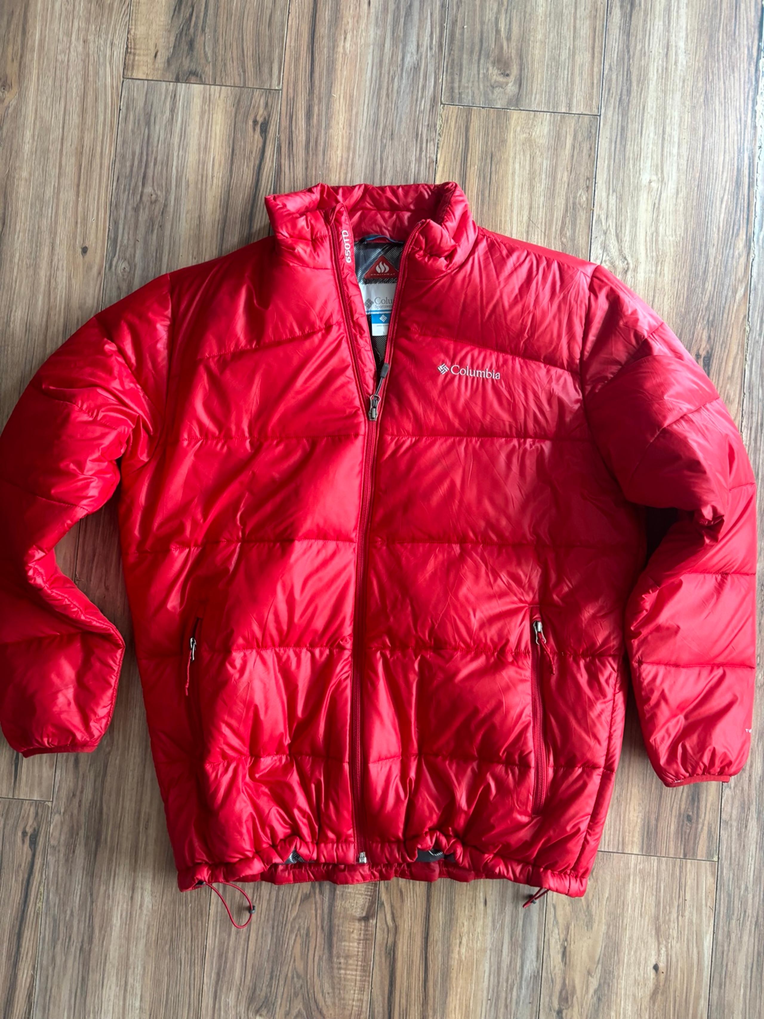 Men’s Red Columbia Jacket Men’s Red Columbia Jacket