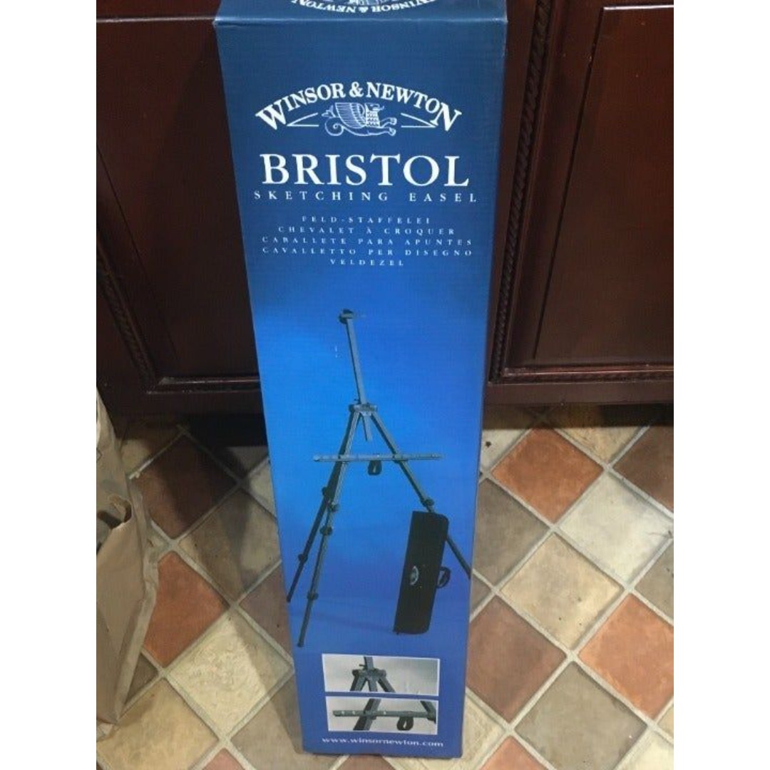 WINDSOR & NEWTON BRISTOL EASEL WITH CARRYING CASE SKETCHING NIB