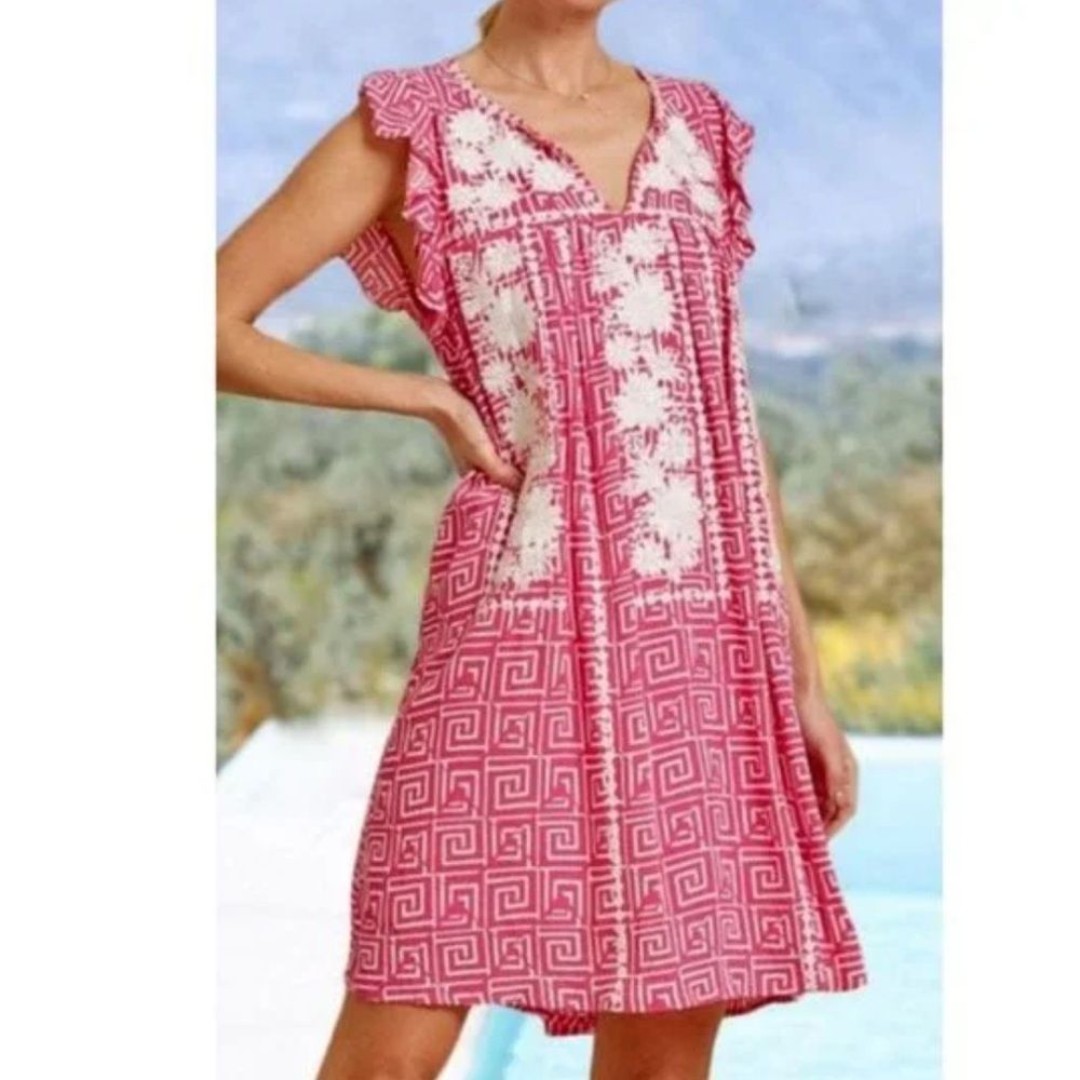 Savanna Jane Pink and White Geometric Design dress size M