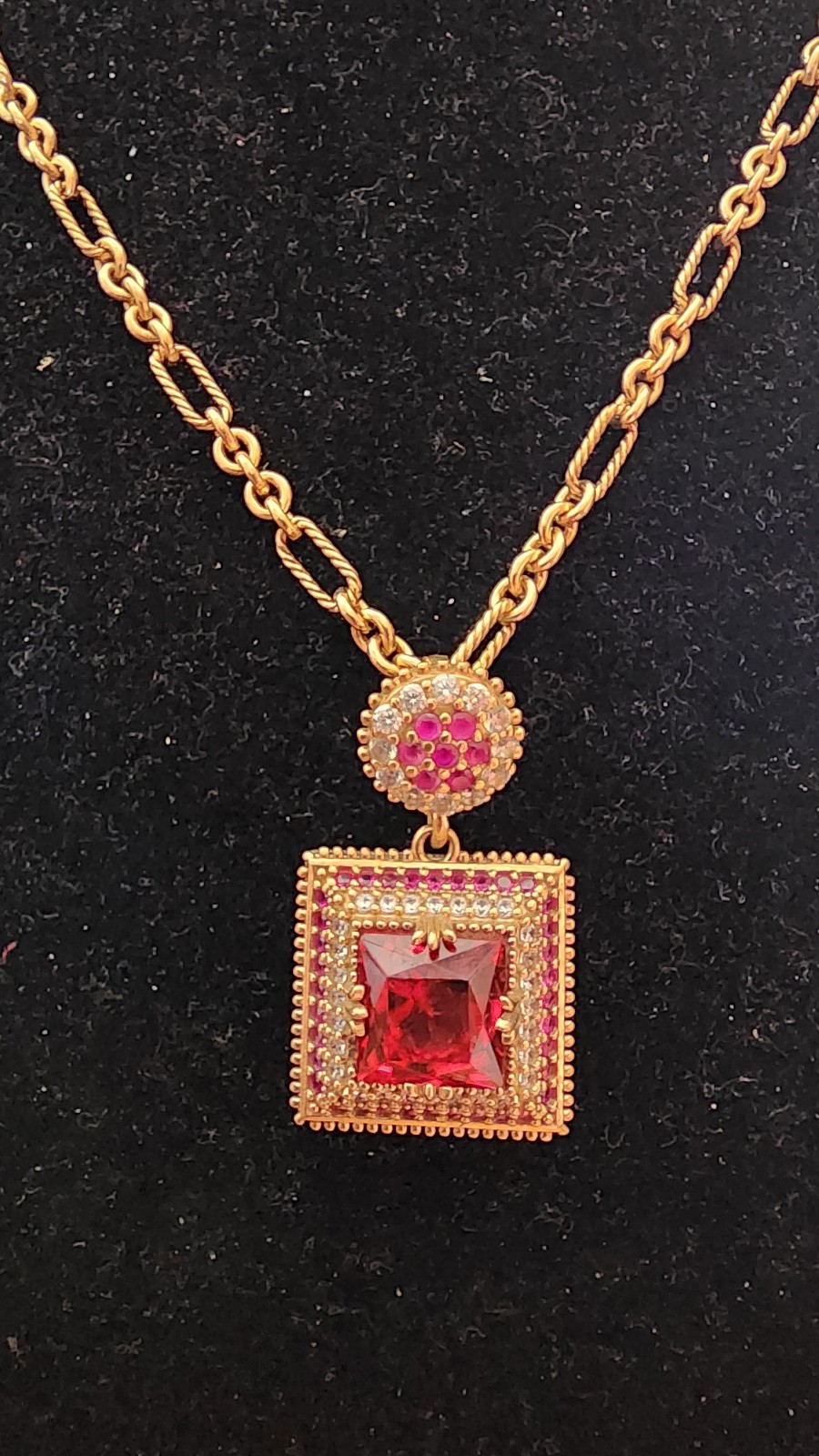 925 sterling silver necklace with pendant
