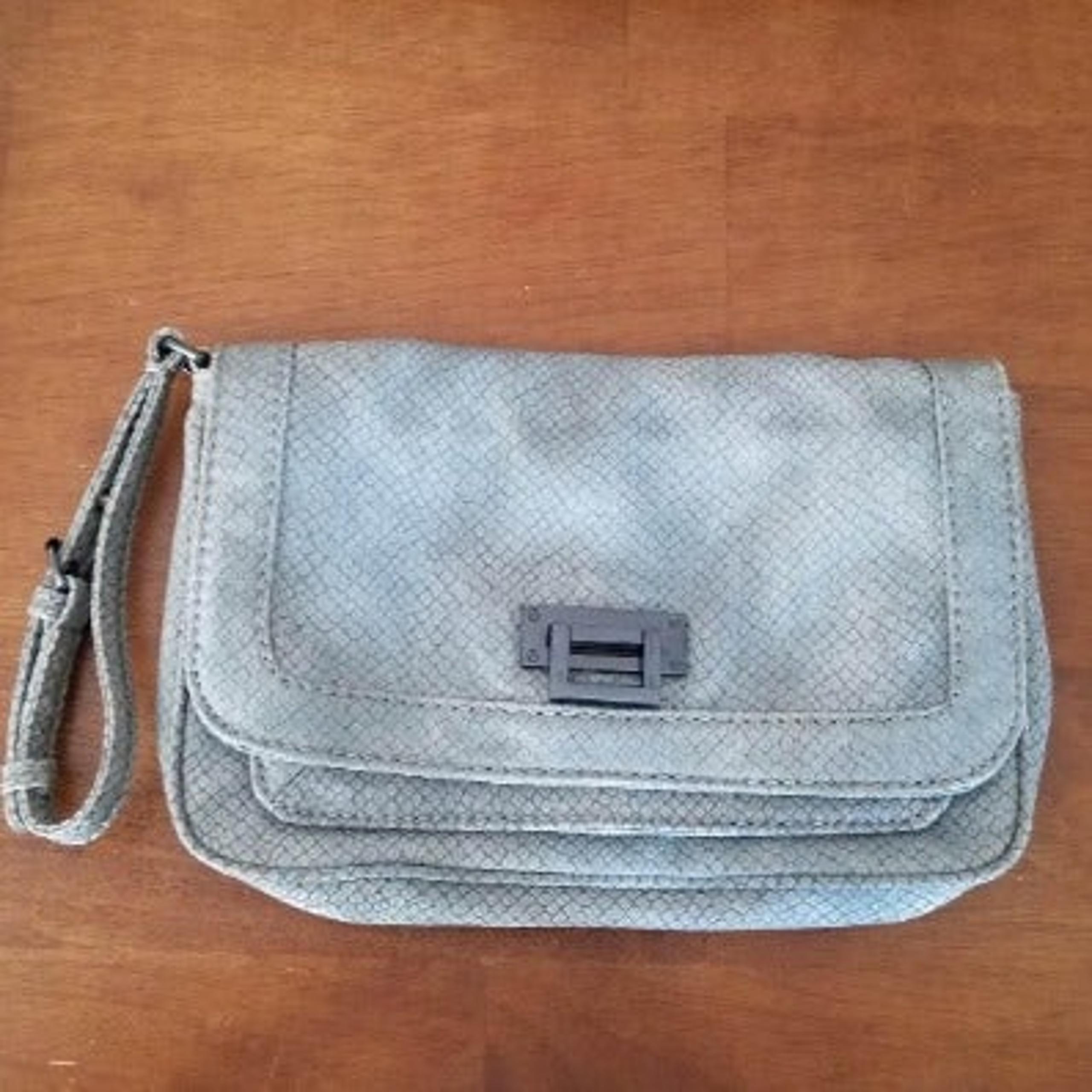 Gap Snakeskin Grey Clutch/Purse 9"x6"