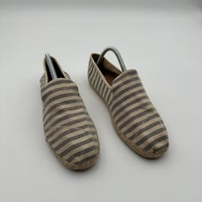 Mens Toms Espadrilles Size US 9.5 white / black