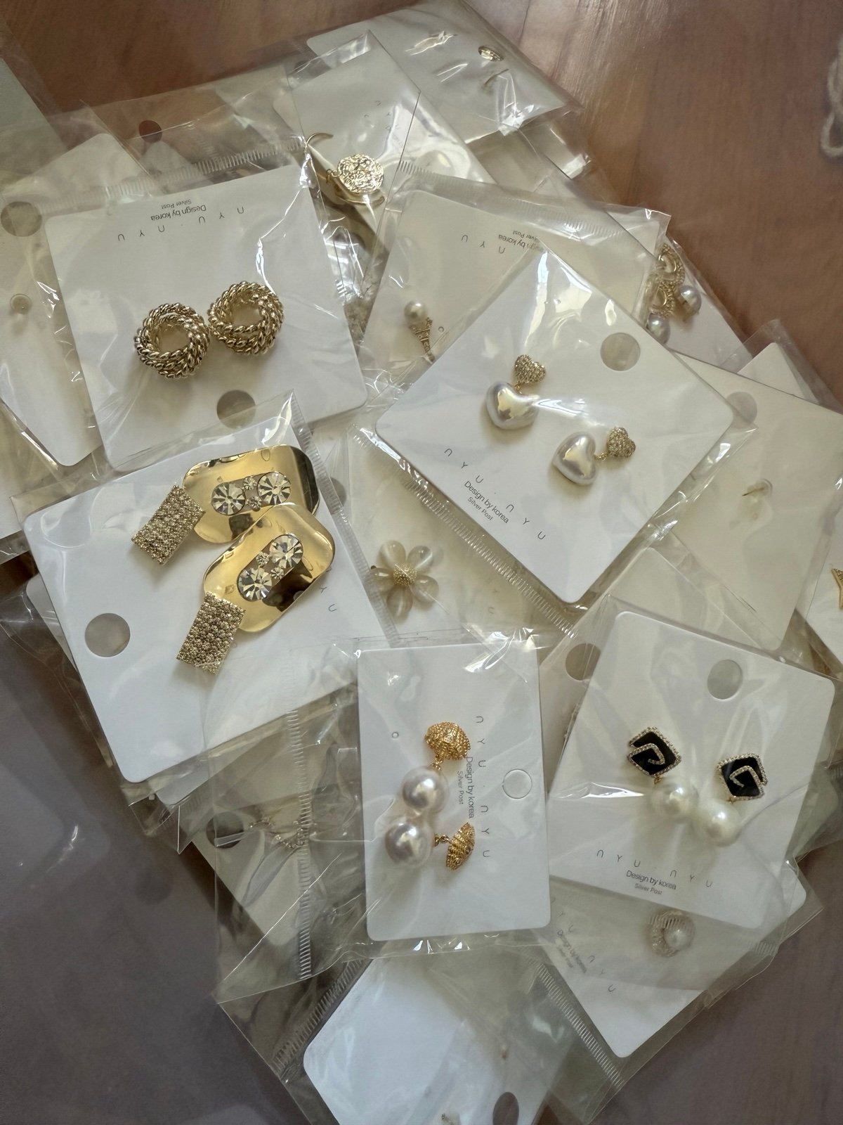 Earrings wholesale-65 pairs