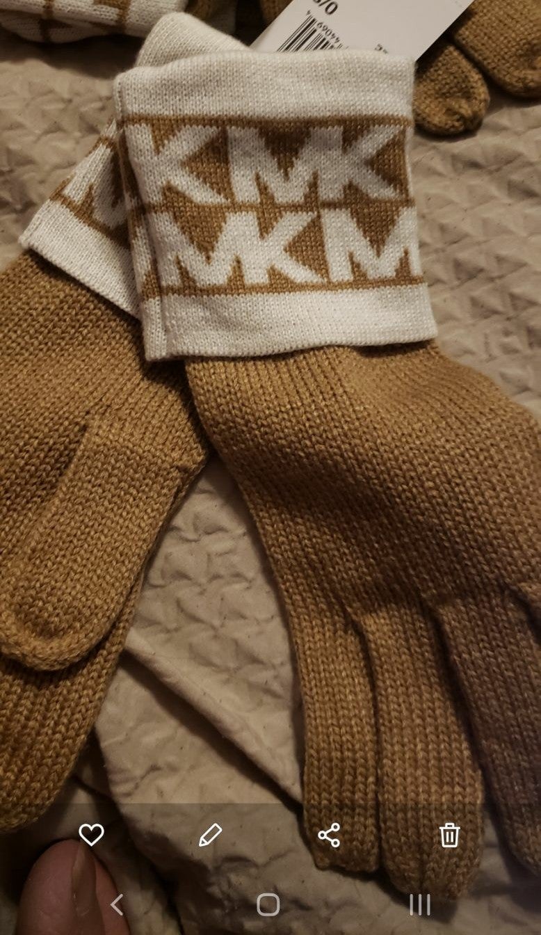 Michael kors ladies hand gloves
