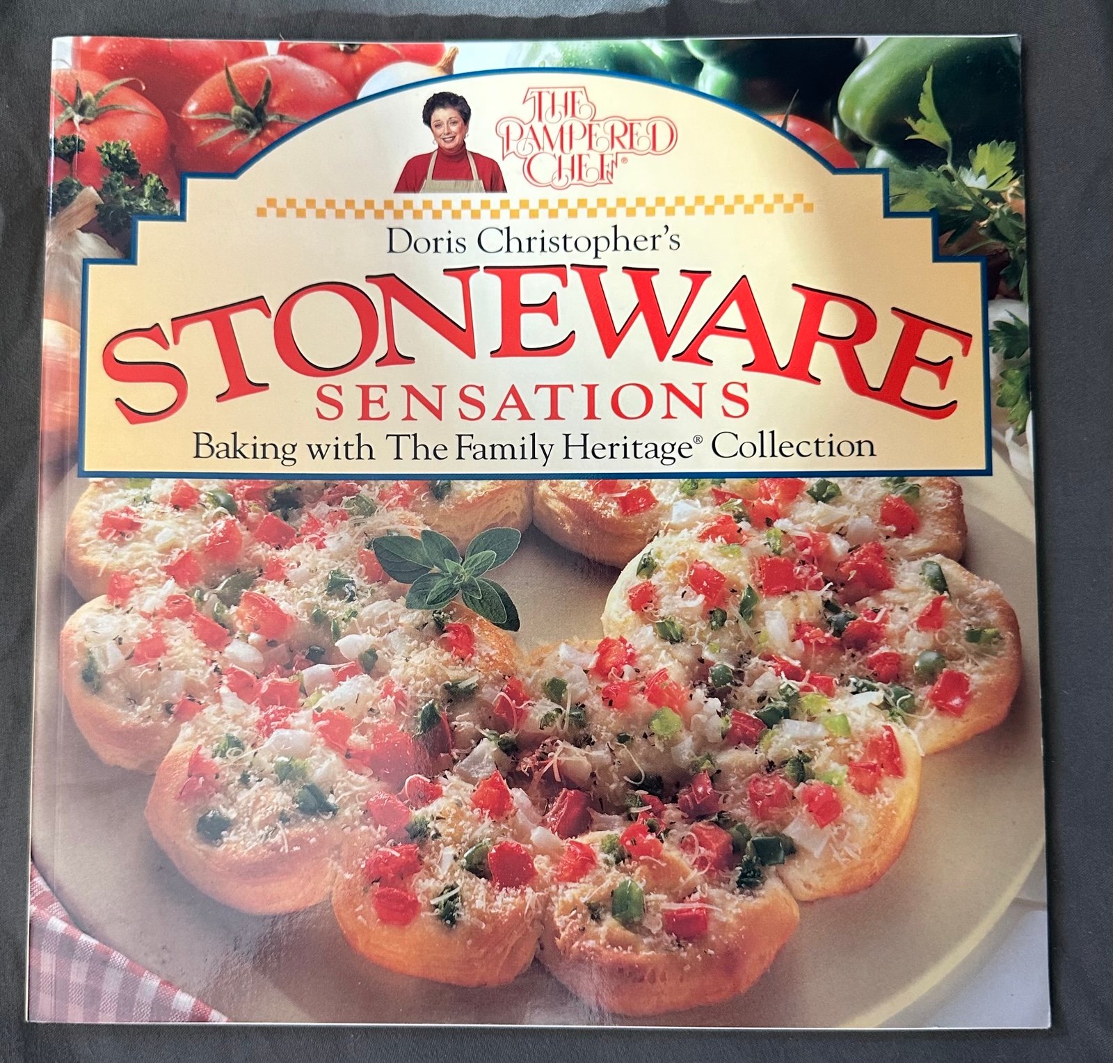The Pampered Chef Doris Christopher's Stonewear Sensations vintage paperback