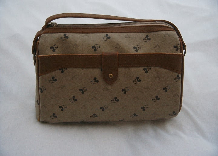 VINTAGE MICKEY MOUSE SIGNATURE SHOULDER