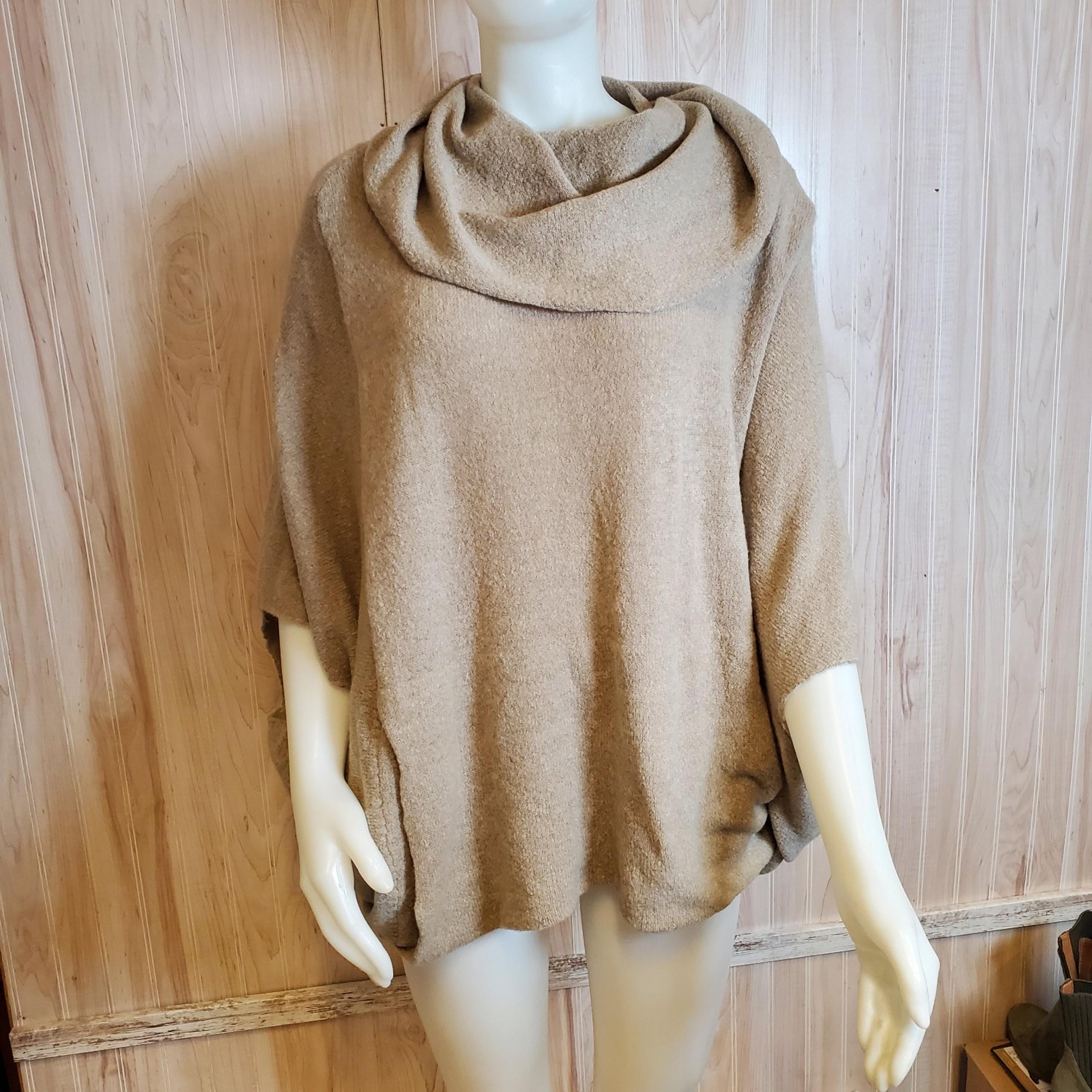 Umgee Women's Sweater Pullover Tunic Size S Soft  Cowl Neck Boxy Oversize