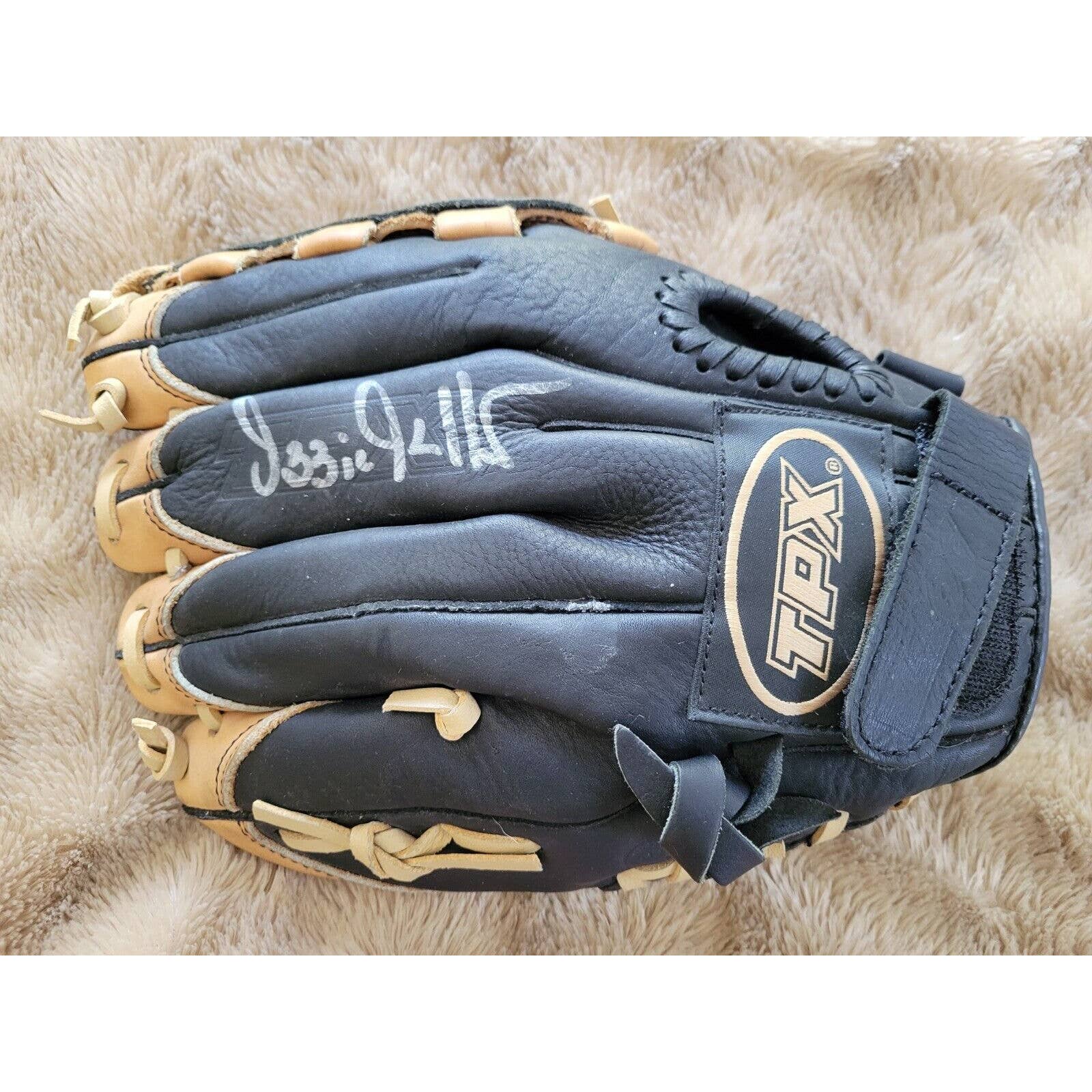 Ozzie Guillen Autographed Glove