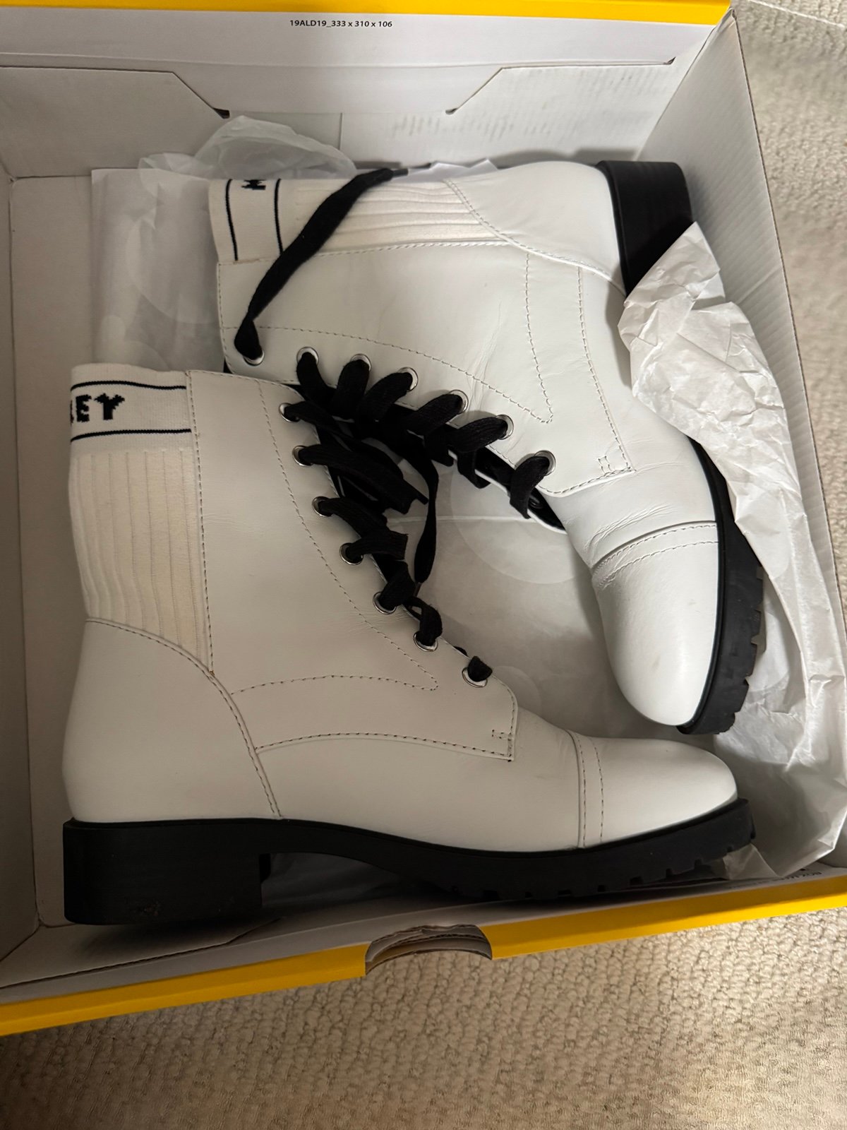 Aldo x Disney collab Mickey Mouse White boots size 7.5