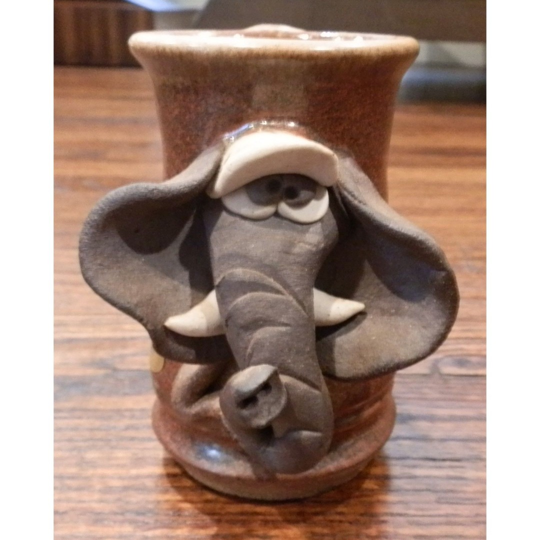 Vintage Hand-Crafted Mahon-Made Stoneware Elephant Mug Coffee Cup 1980