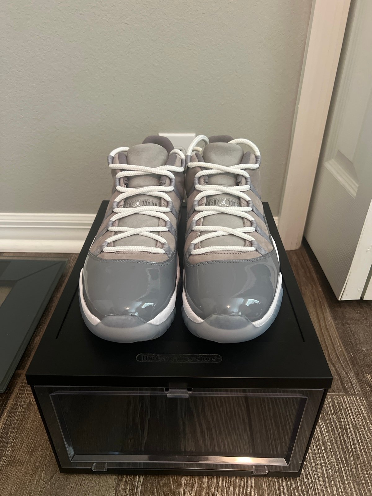 Jordan 11 Low Cool Grey