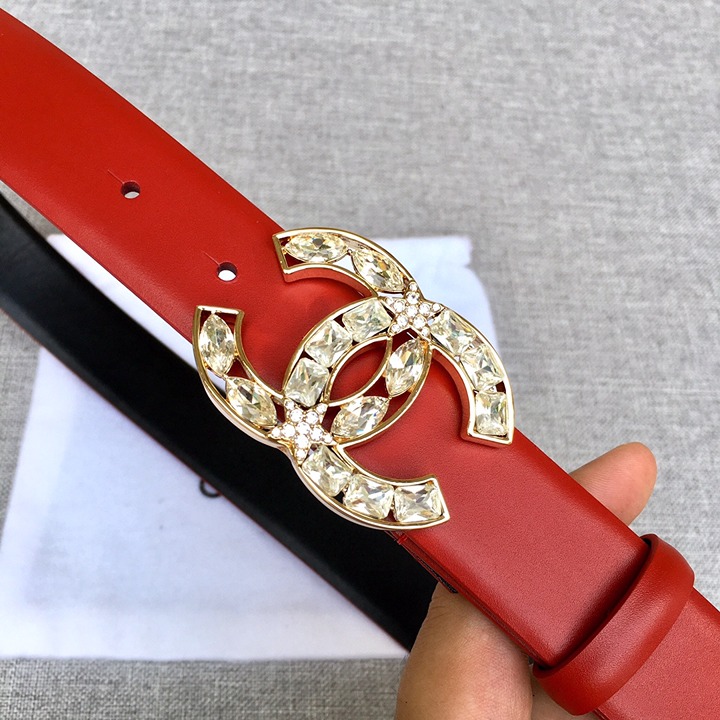 Fashion red leather belt