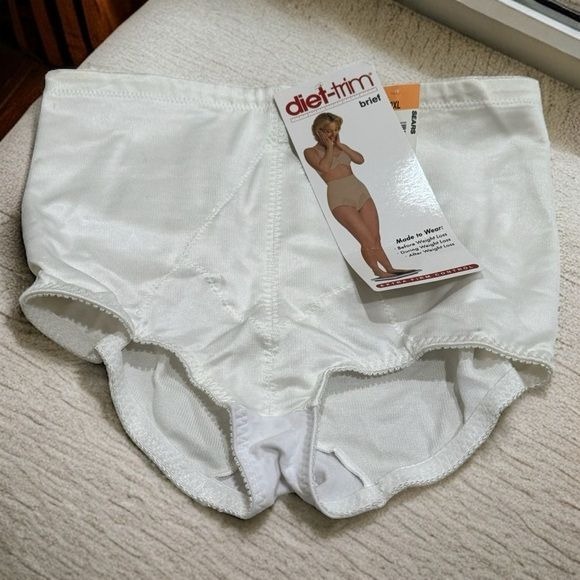 NEW Vintage Diet-Trim White Women’s Underwear Size 2XL (See Measurements)