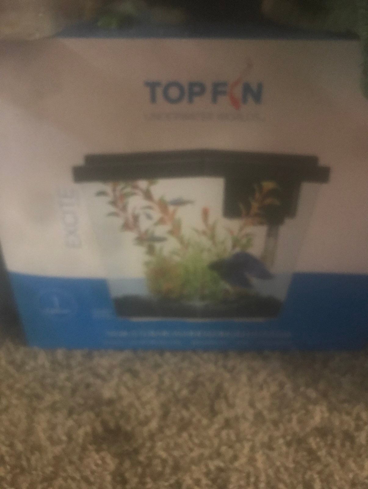 Small fish tank for betta fish or gold f
