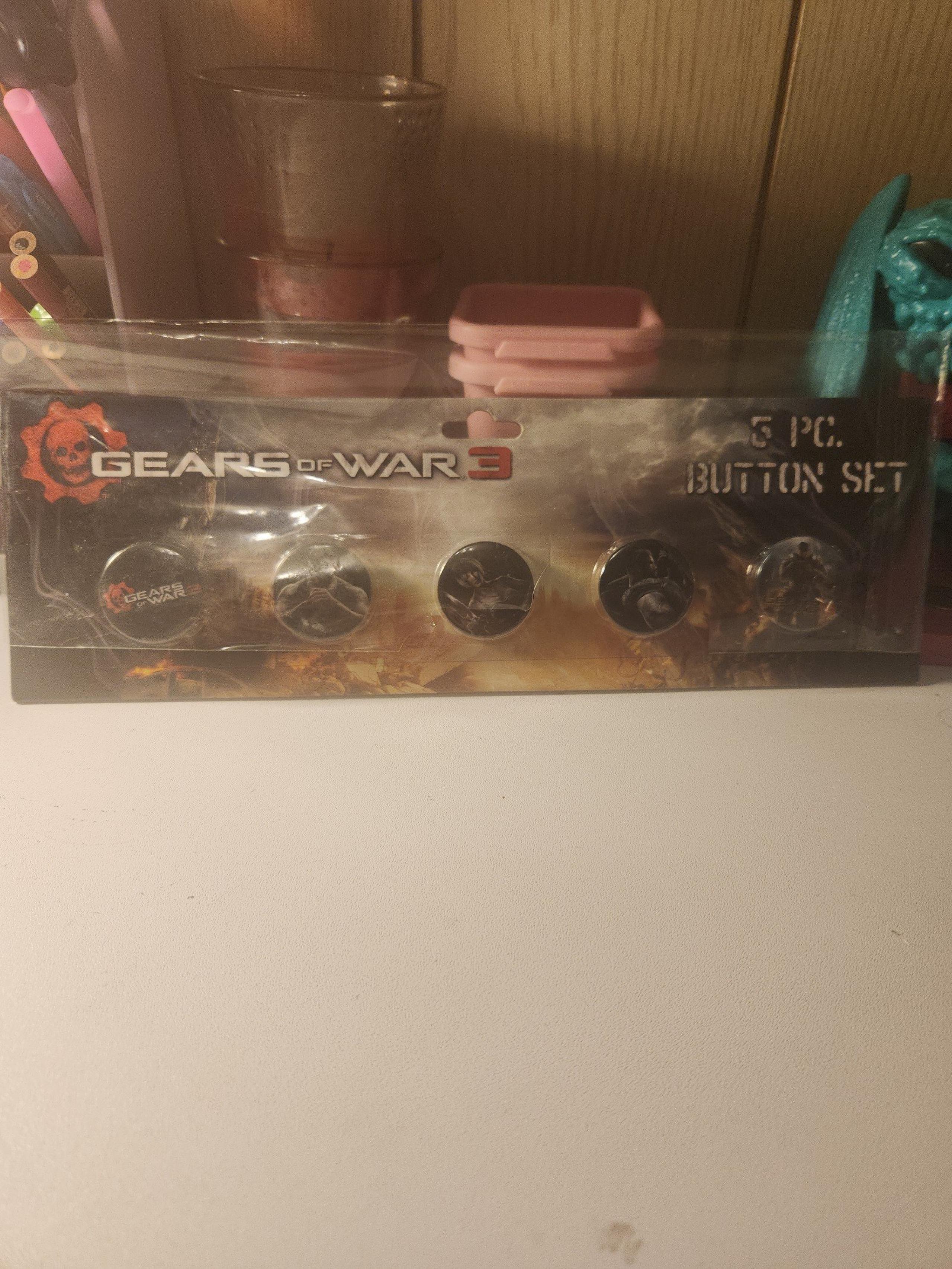 Gears of War 3 5pc Button Set