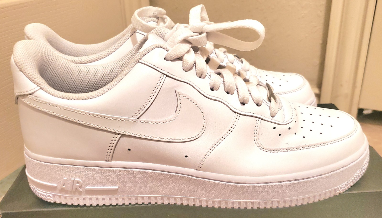Nike Air Force 1 Low Top White