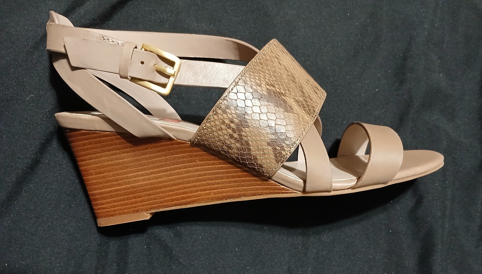 NWT Tan Helena Wedge Sandals by COLE HAAN Size 8.5B