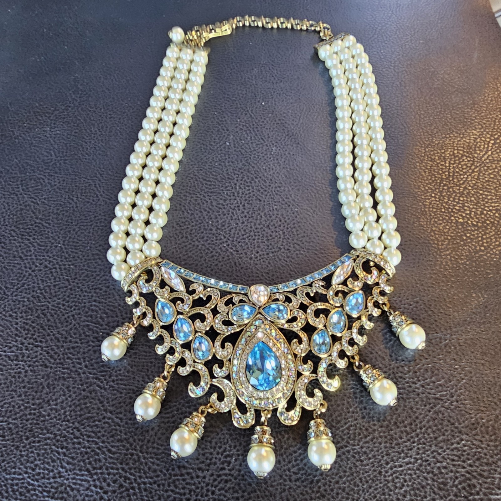 Heidi Daus Necklace, It's Good To Be Queen 3 rows, beaded
